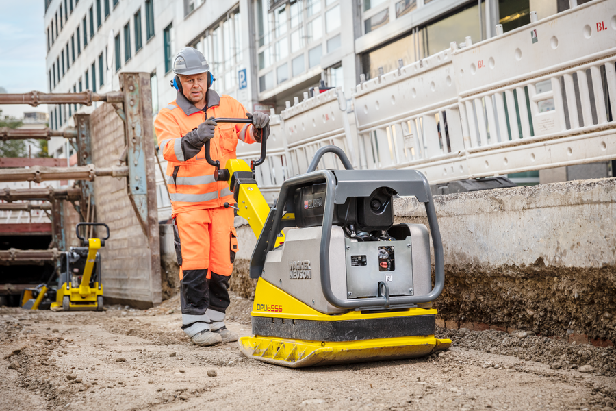 Wacker Neuson Reversible Vibratory Plates Medium (300-600 Kg) BPU5545A