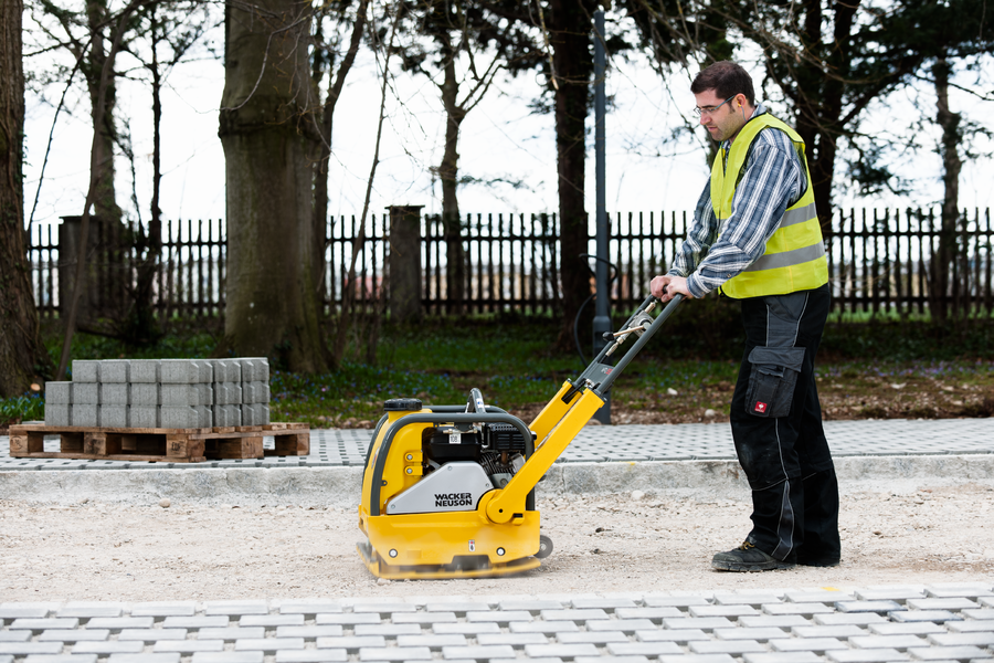 Wacker Neuson Reversible Vibratory Plate WPU1550A