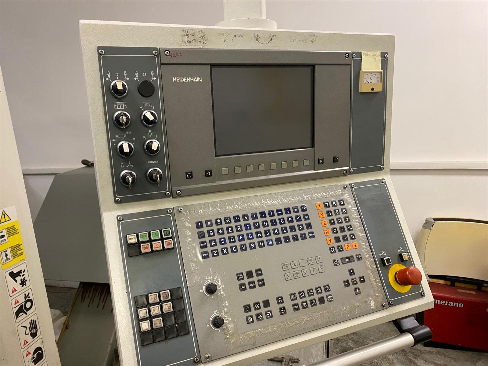 ZPS MCFV 1060 Contour Machining center - vertical