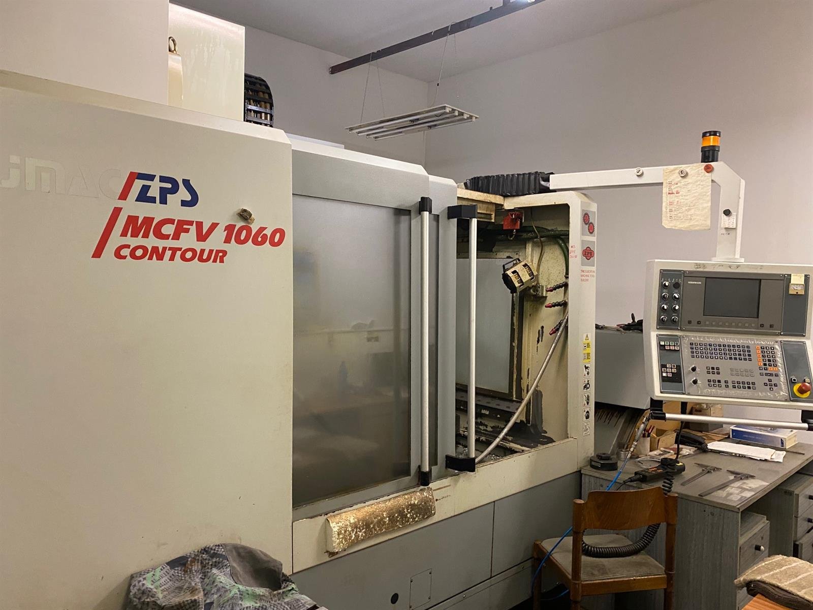 ZPS MCFV 1060 Contour Machining center - vertical