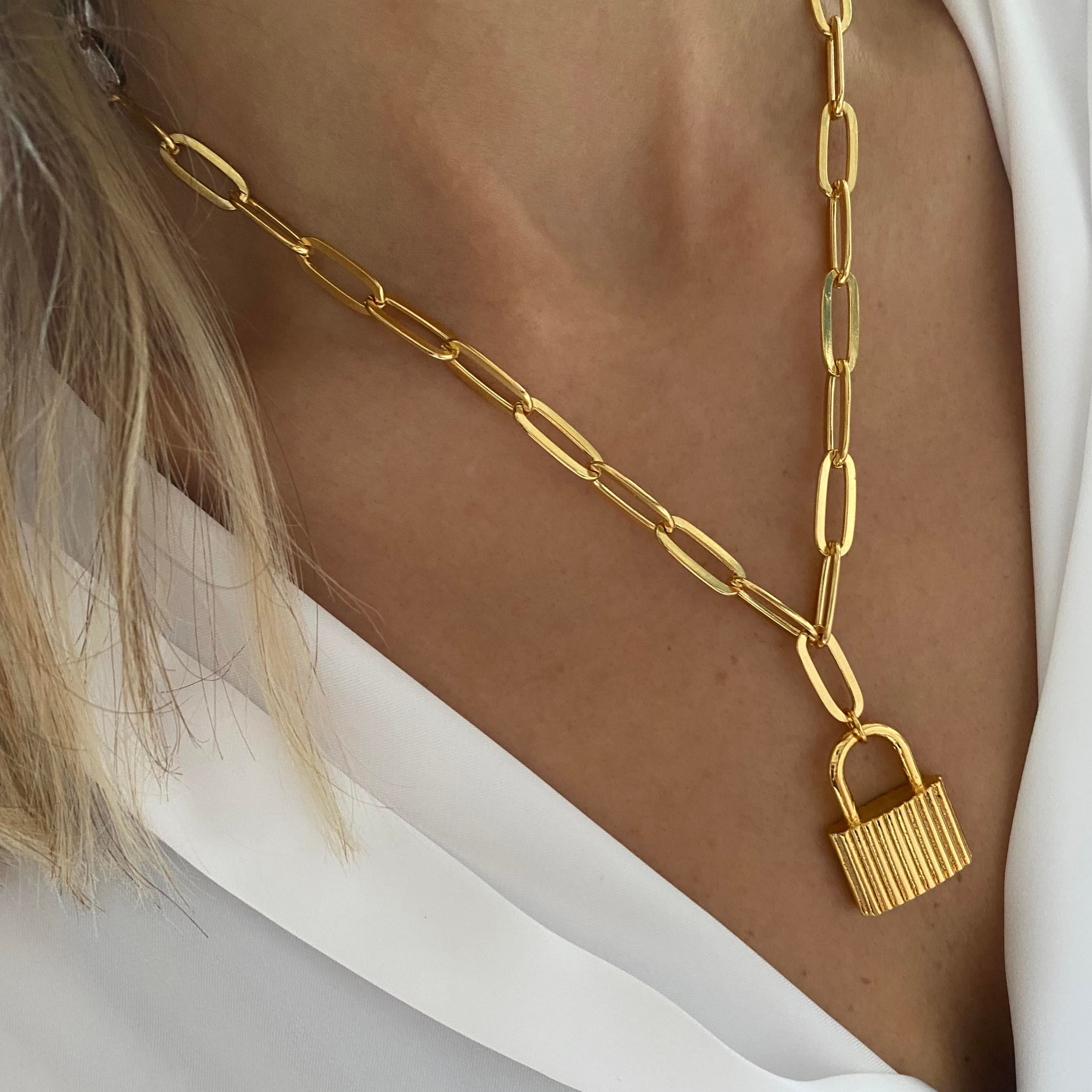 Basic Zincir Lock Kolye