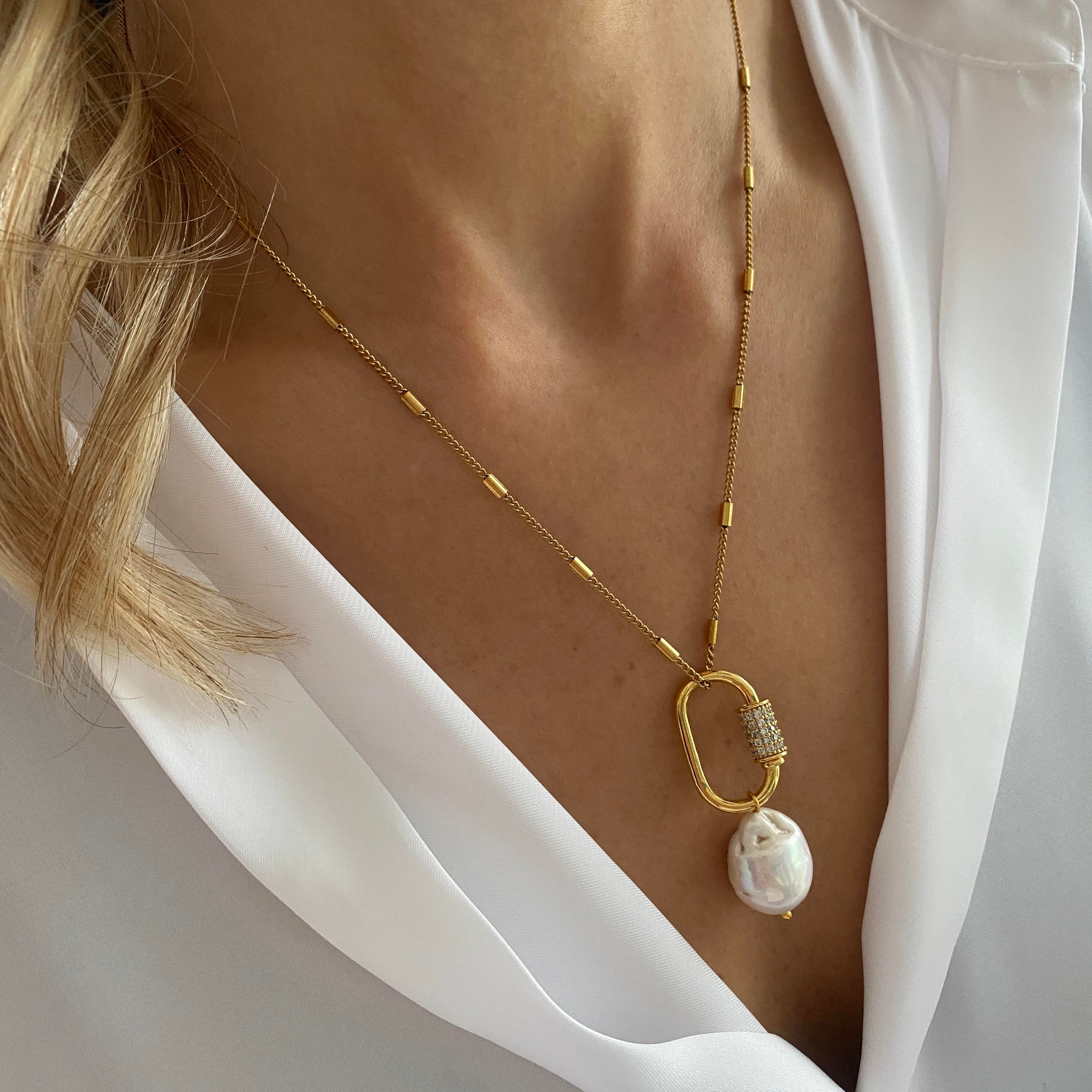 Çelik Baroque Pearl Kolye