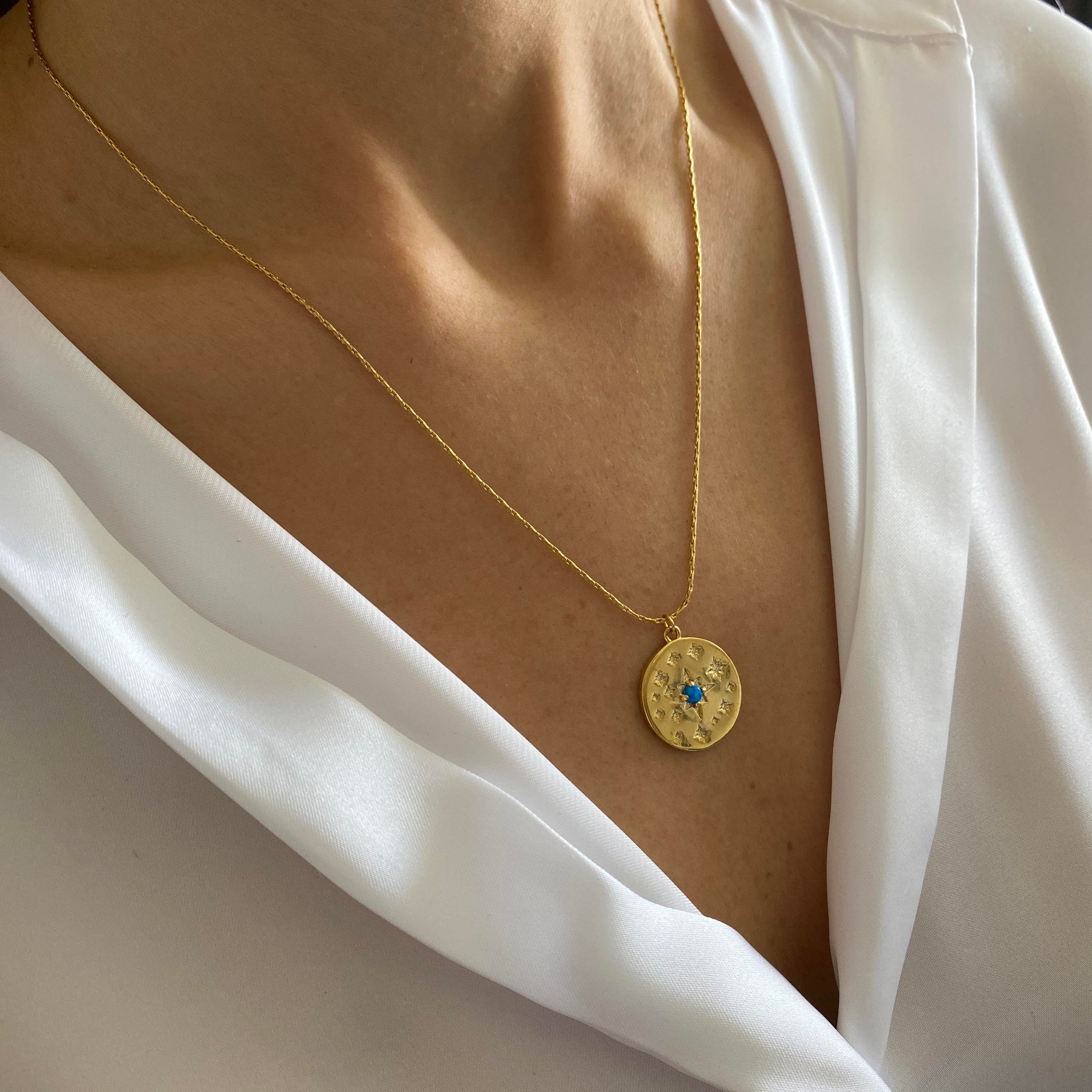 Çelik Hayalet Zincir Opal Taşlı Madalyon Kolye