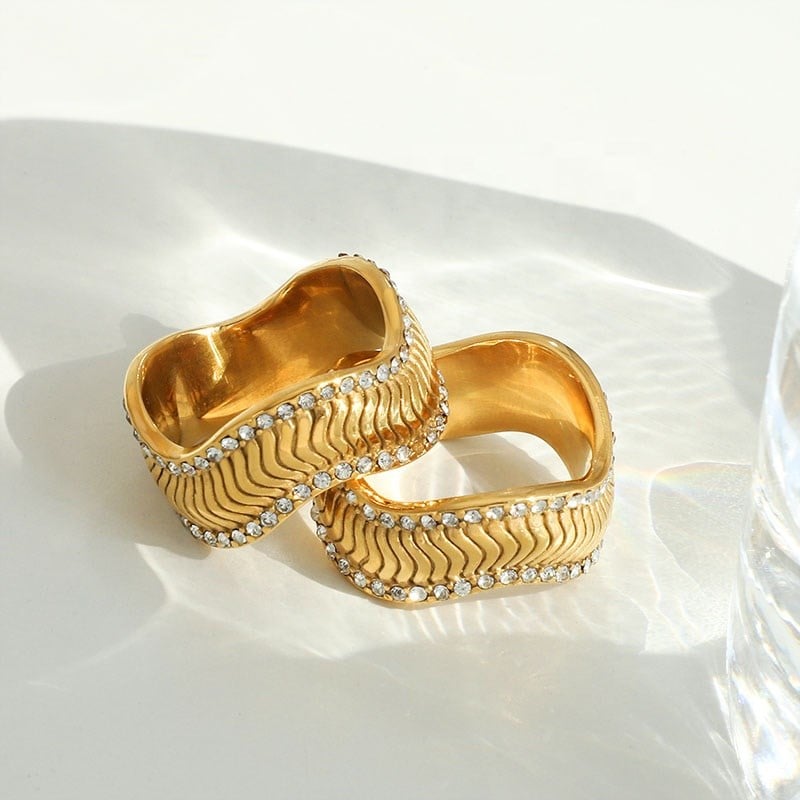 Çelik Ribbed Wave Yüzük