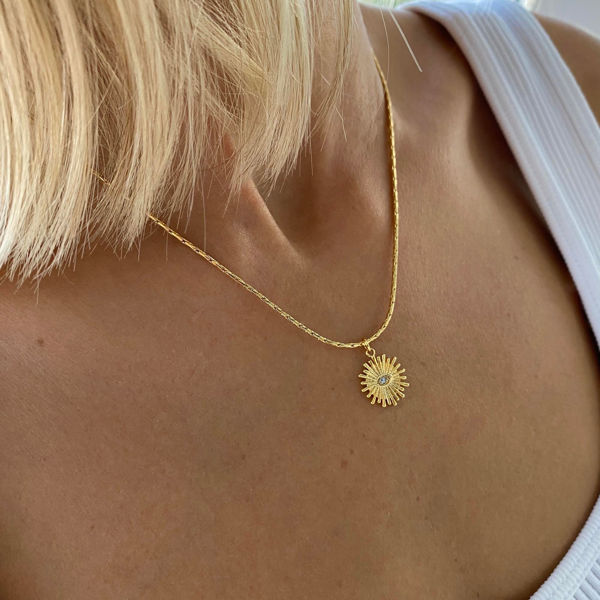 Slim Sun Kolye