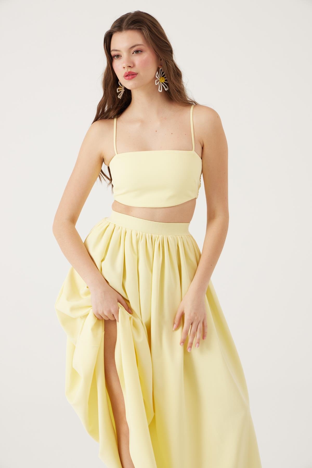 Isabella Takım Sarı