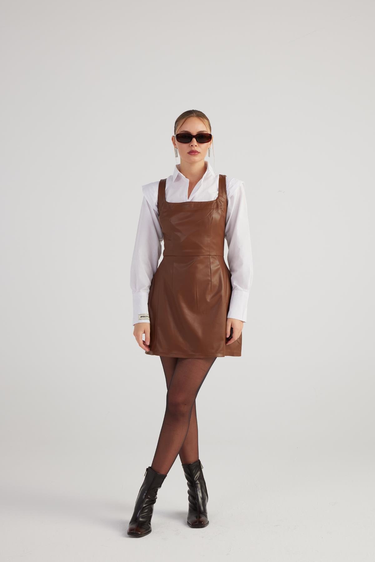 Larissa Dress Brown