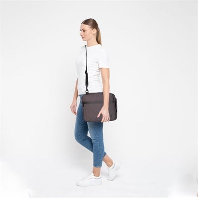 Classone Monza VIP Serisi,13-14 inch Uyumlu WSM147 WTXpro Su Geçirmez Kumaş, Su Geçirmez Fermuar Macbook,Macbook Air Laptop , Notebook Çantası- Koyu Gri