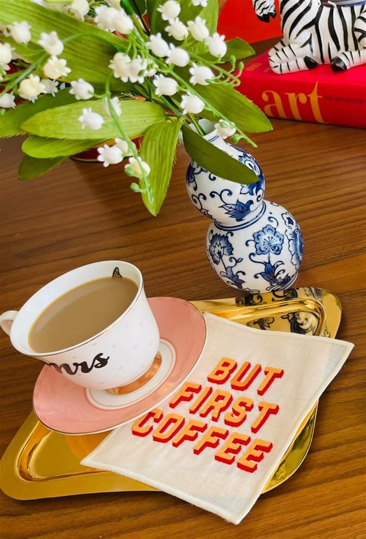 Dekoratif But First Coffee Desenli Kokteyl Peçetesi - 1 Adet Turuncu Nakışlı