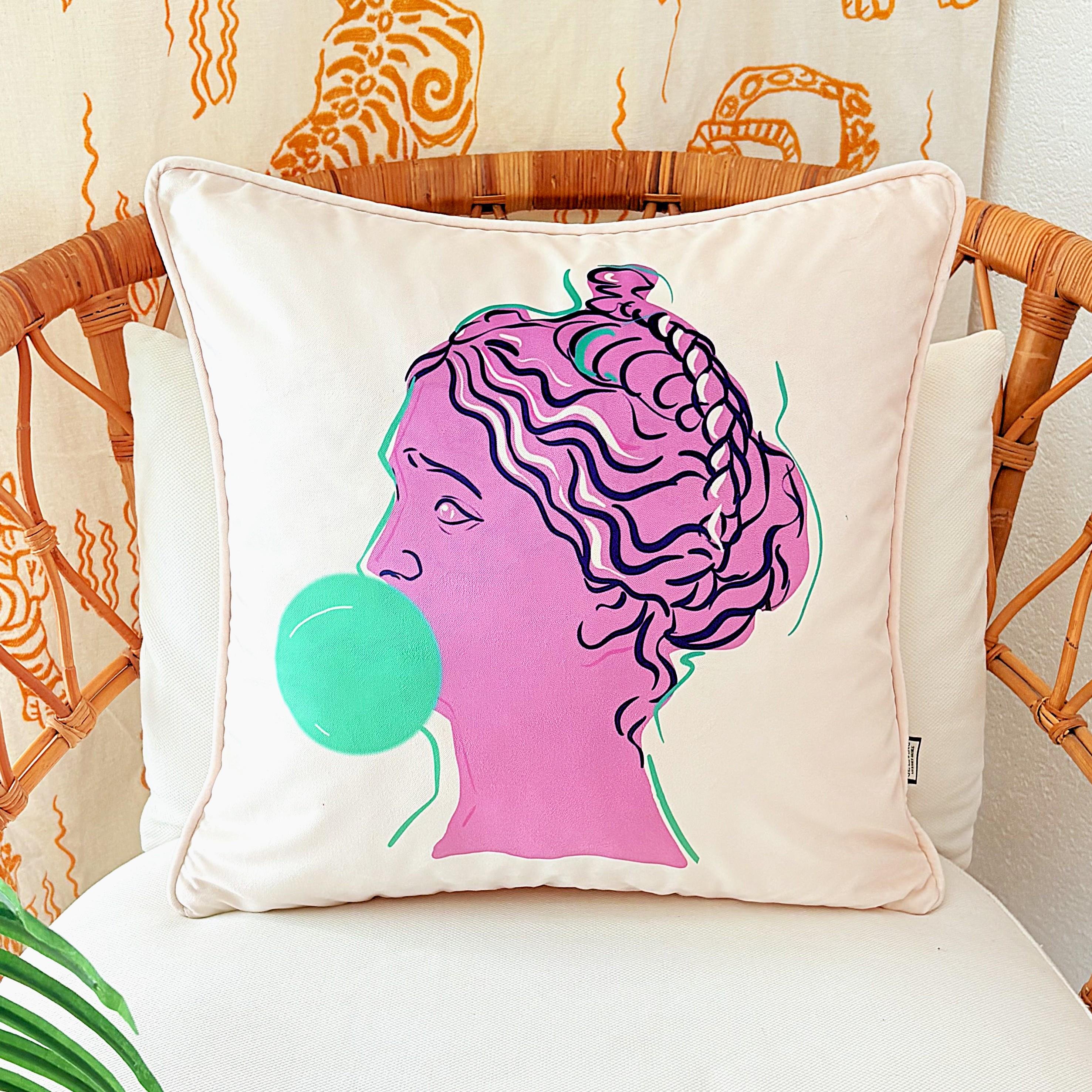 Pop Art Venüs Desenli Kadife Yastık Kılıfı – 50x50 cm – Modern Dekoratif Kırlent Kılıfı