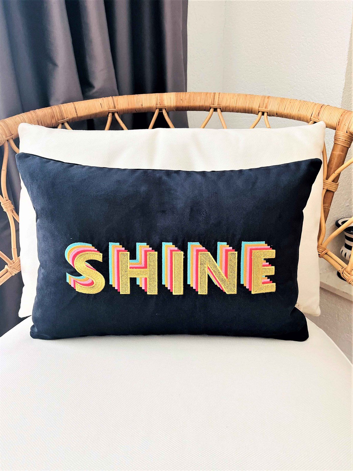 Shine Desenli Lacivert Kadife Dekoratif Kırlent Kılıfı