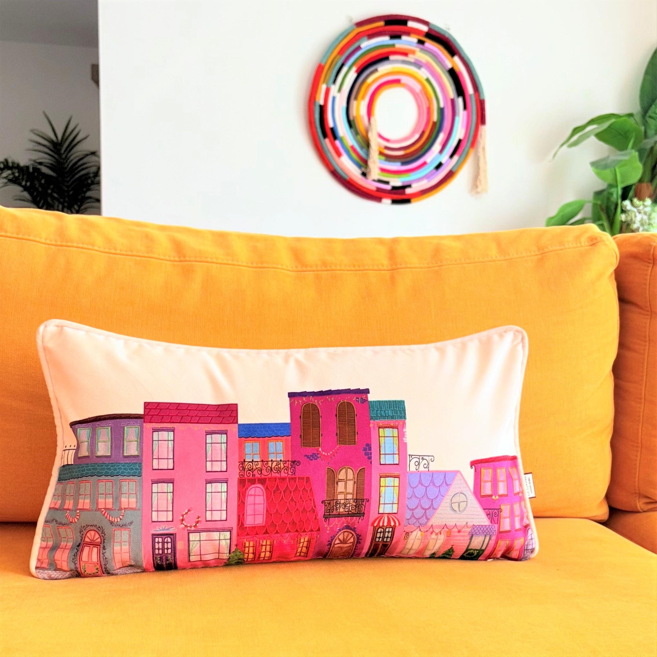 Yılbaşı Temalı Krem Kadife Kırlent Kılıfı 30 x 55 cm