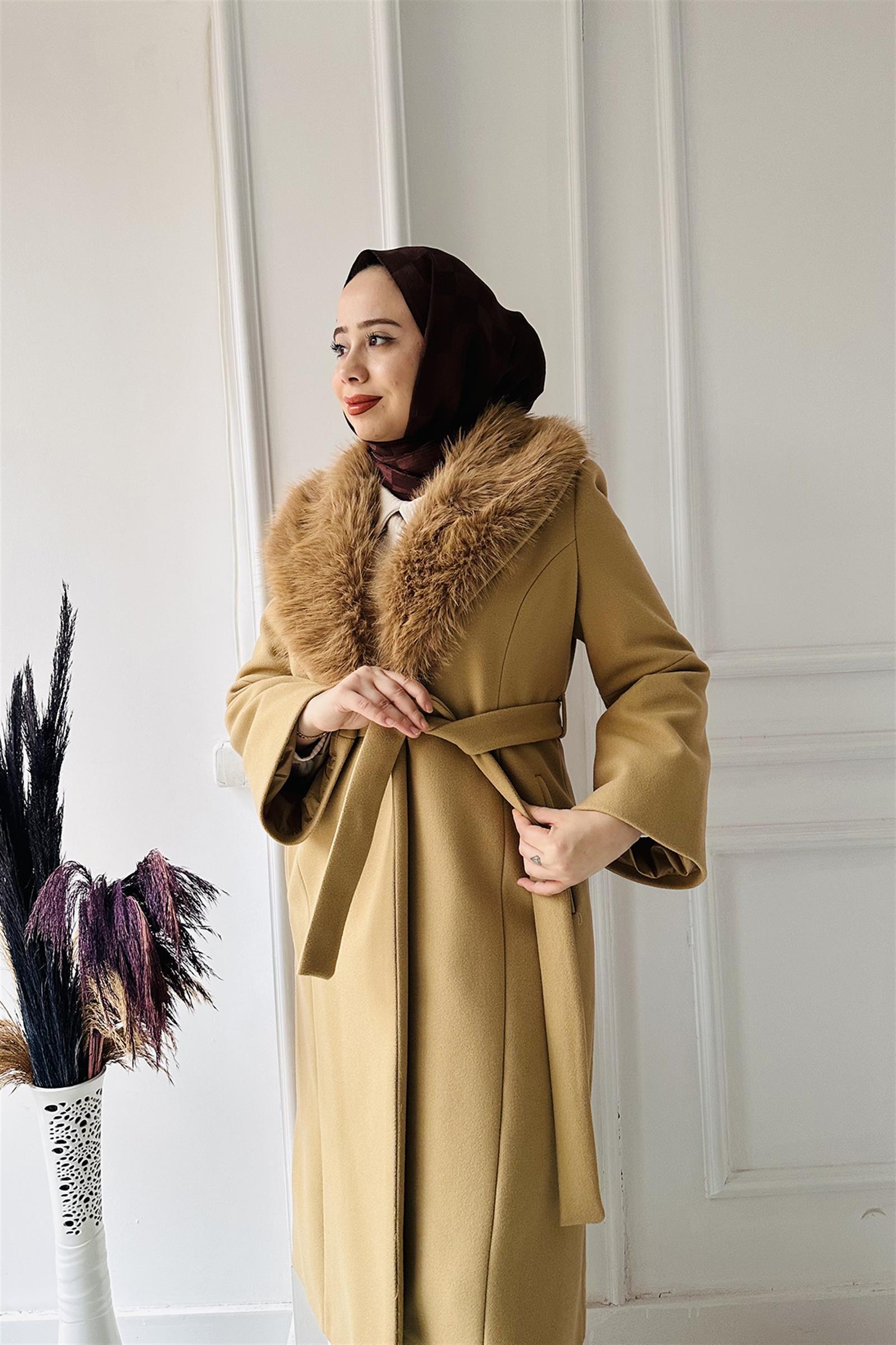 Yaka Kürklü Kaban 5470 KARAMEL