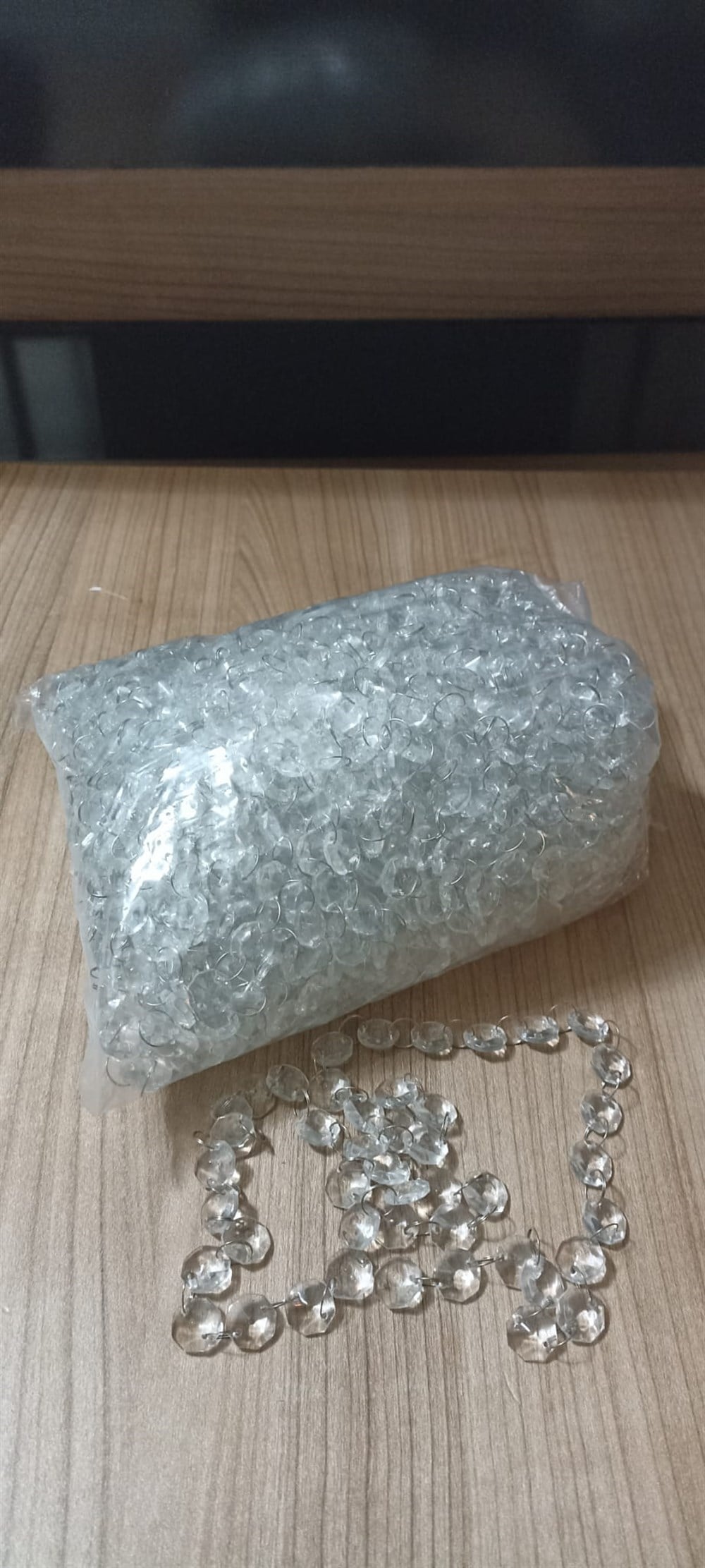 2000li Oktagon Taş + Krom Gümüş Halka Hazır Yapılı Paket Avize Taşı Organizasyon Düğün SüslemeKristal Oktagon Taş ,Toptaş Avize Taşı Metal Halkası 50 Adetgaziantepavize