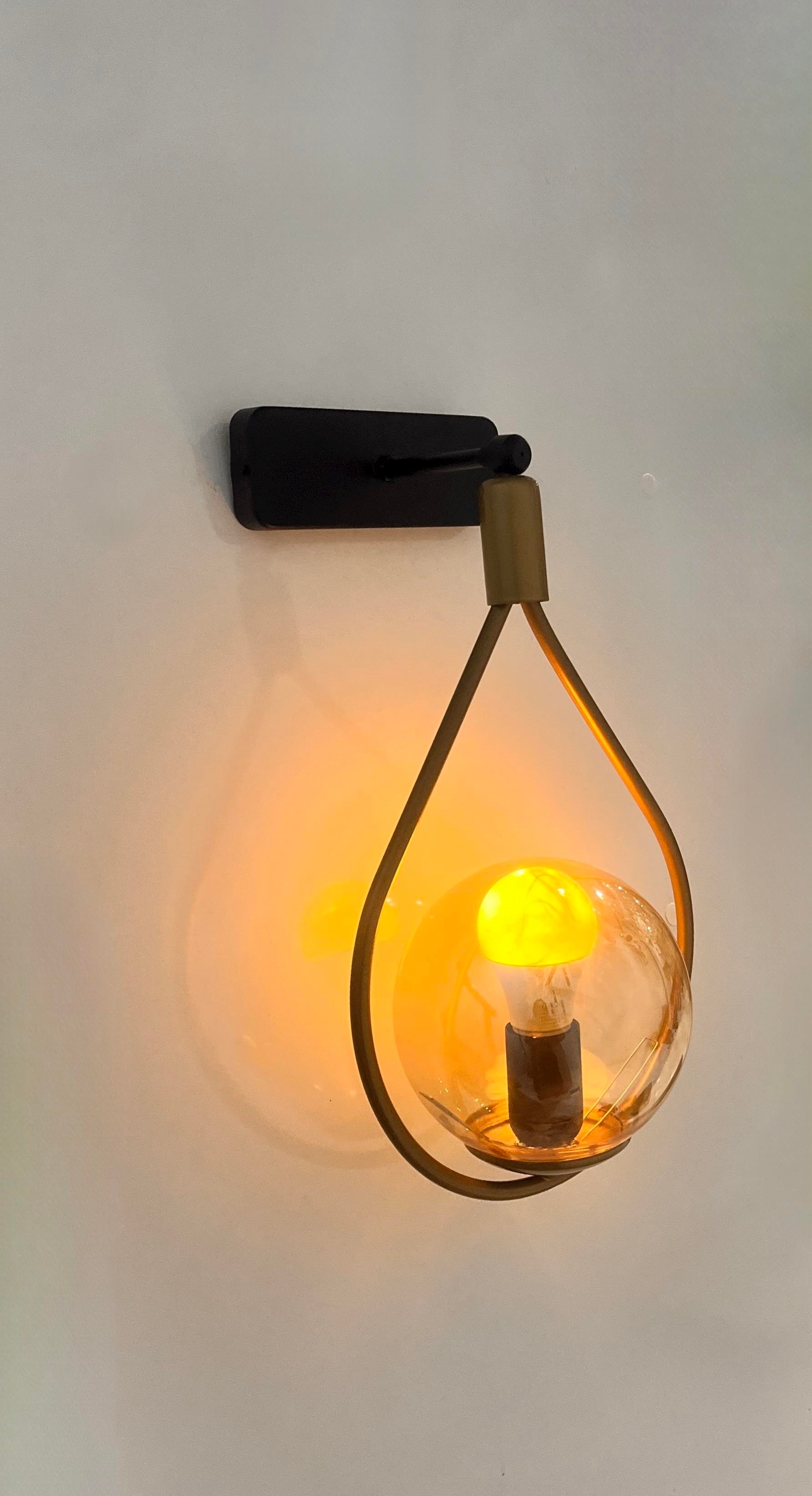 Damla Camlı Eskitme Metal Modern Pilli Aplik - Özel Tasarım Lamba ve Pil DahildirFeza BalCamlı Siyah Metal Modern 2 Adet Pilli Aplik - Özel Tasarım Lamba ve Pil Dahildir