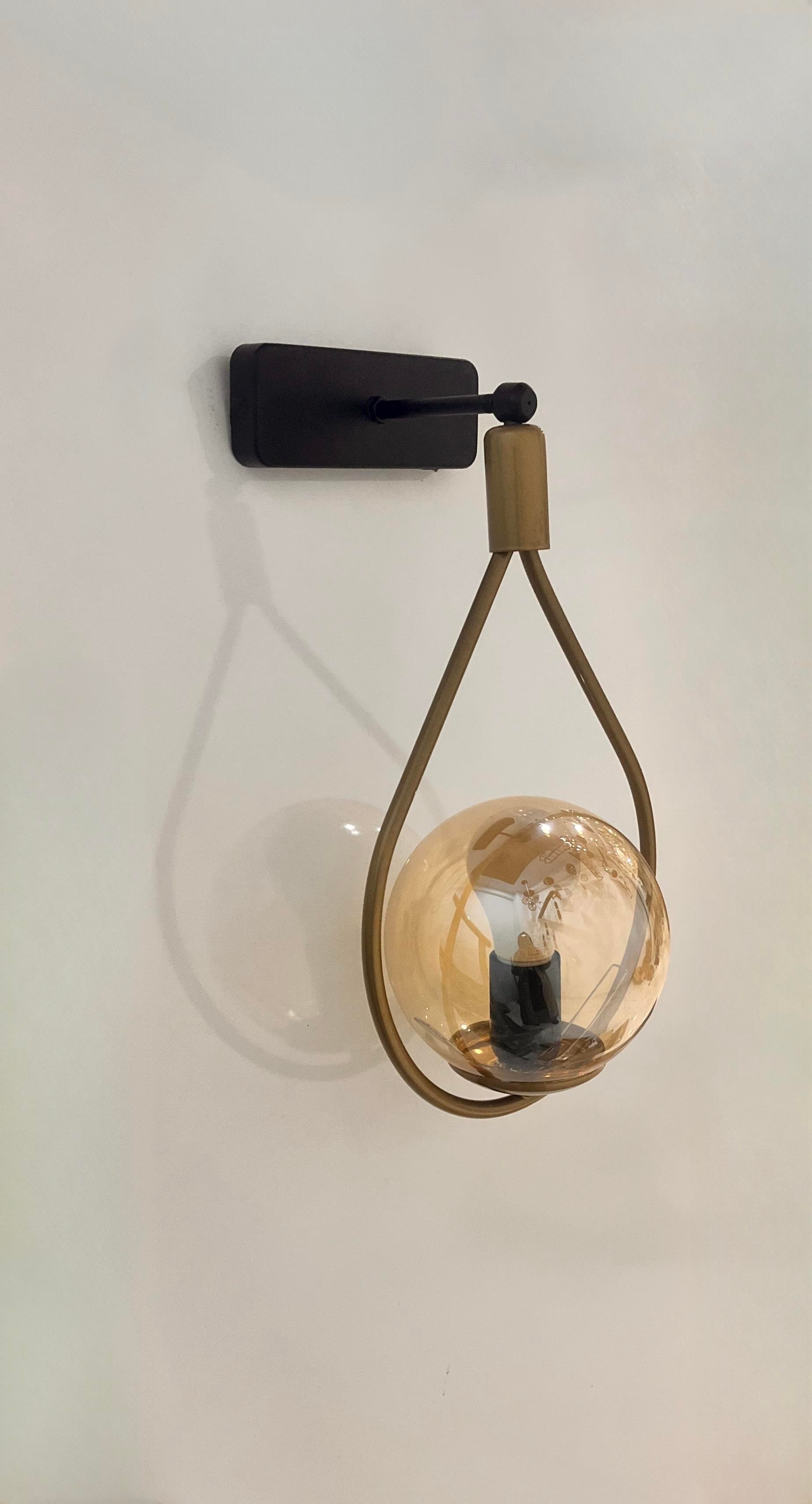 Damla Camlı Eskitme Metal Modern Pilli Aplik - Özel Tasarım Lamba ve Pil DahildirFeza BalCamlı Siyah Metal Modern 2 Adet Pilli Aplik - Özel Tasarım Lamba ve Pil Dahildir