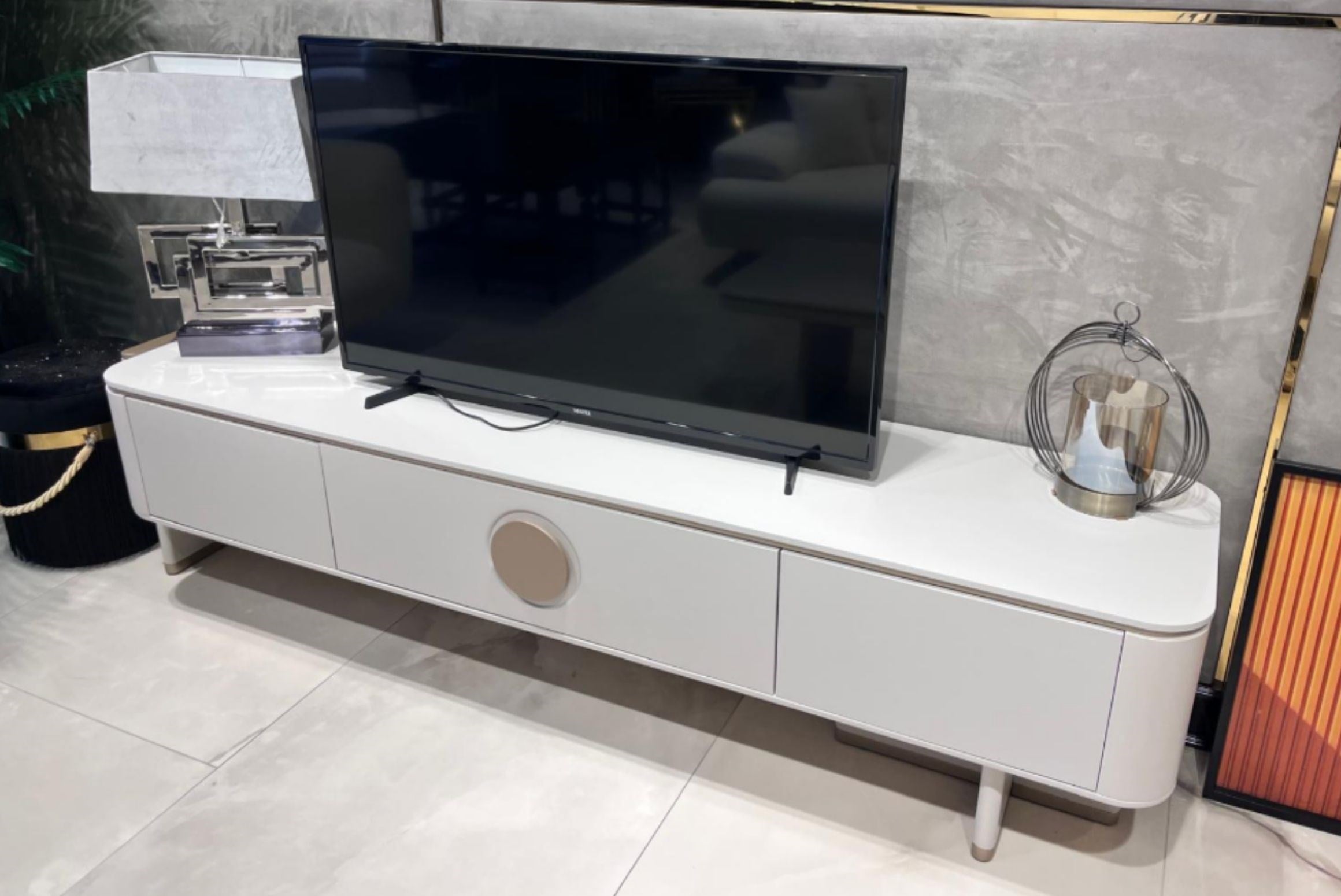 OUTLETDabney Tv Sehpası-Outlet