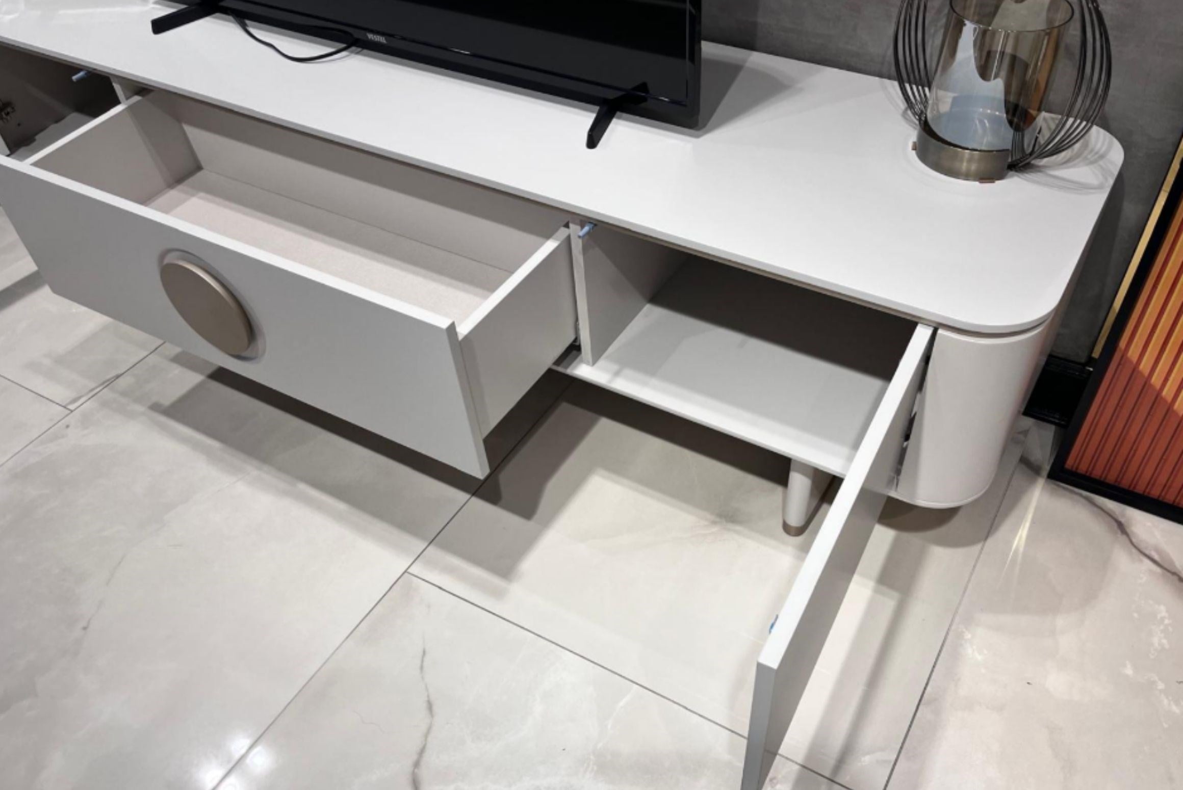 OUTLETDabney Tv Sehpası-Outlet