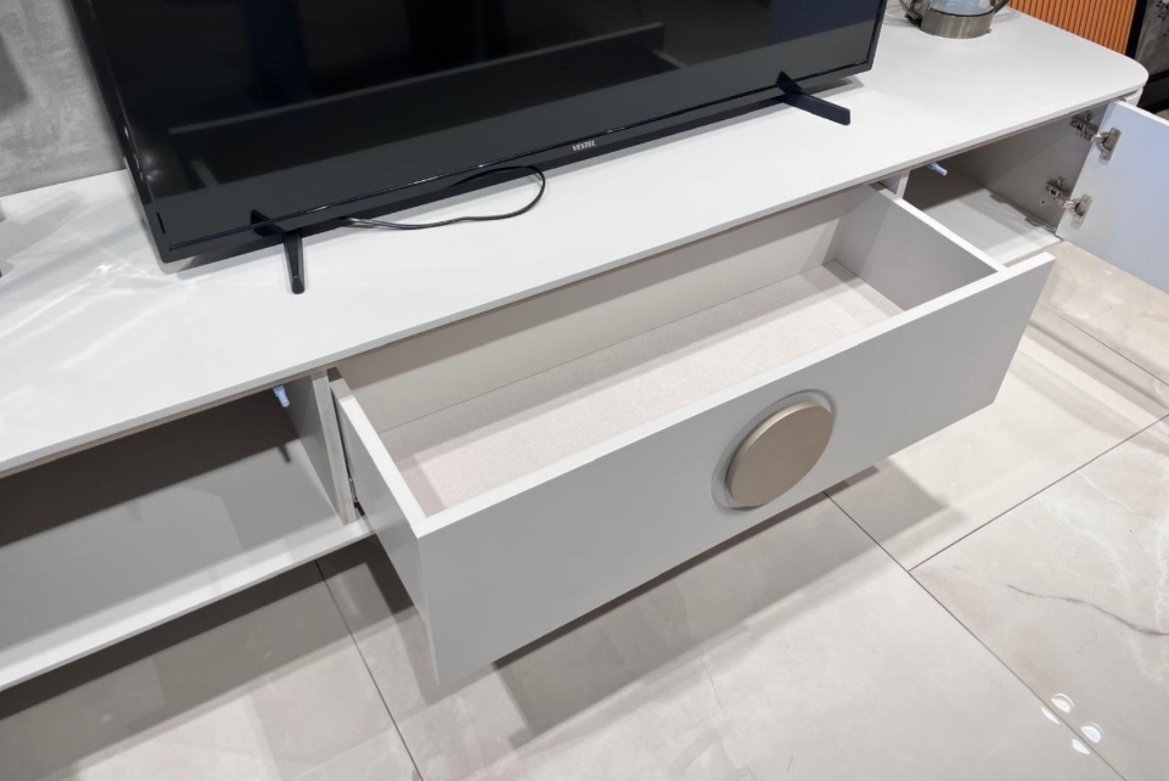 OUTLETDabney Tv Sehpası-Outlet