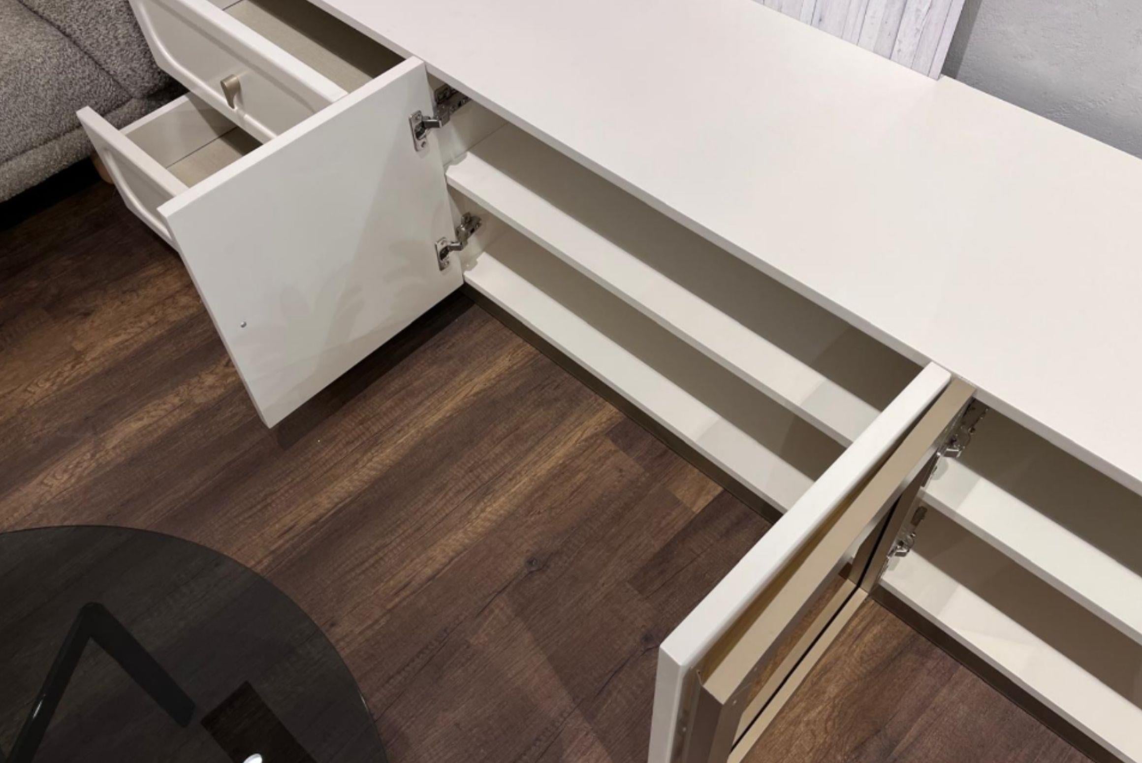 OUTLETNaskal Tv Sehpası-Outlet