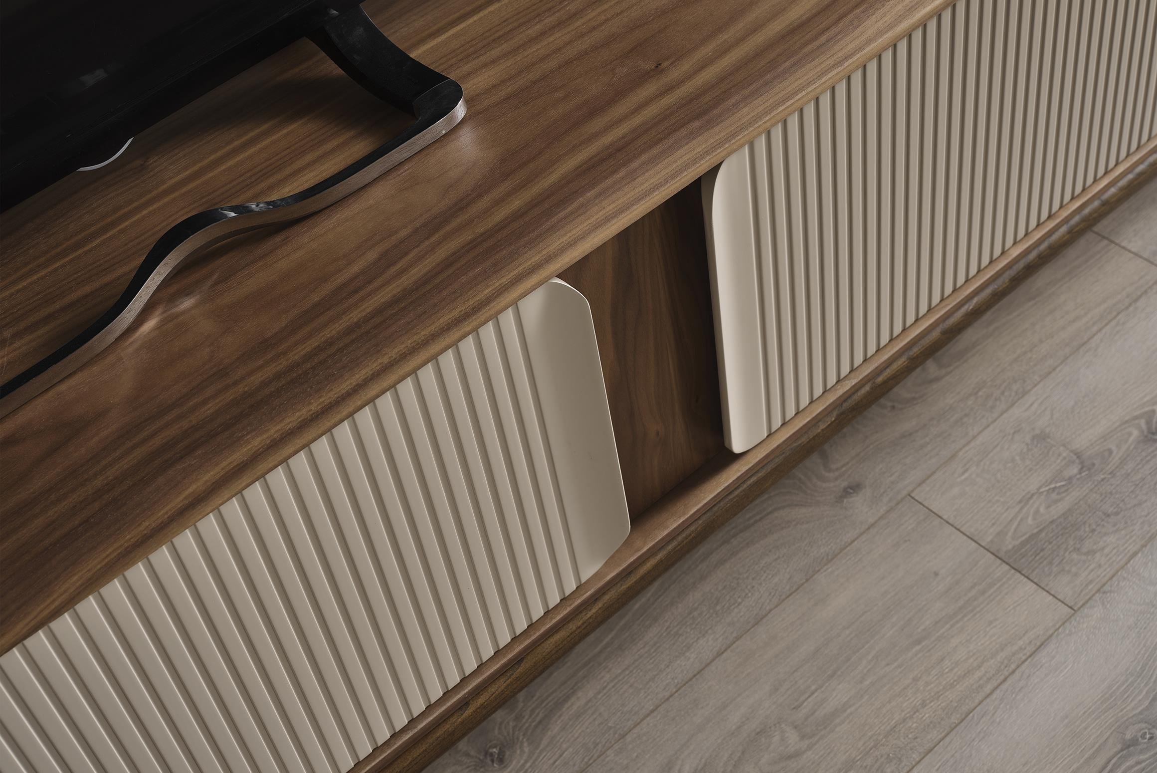 Modern Tv Ünitesi TakımlarıRoicon Tv Ünitesi Takımı