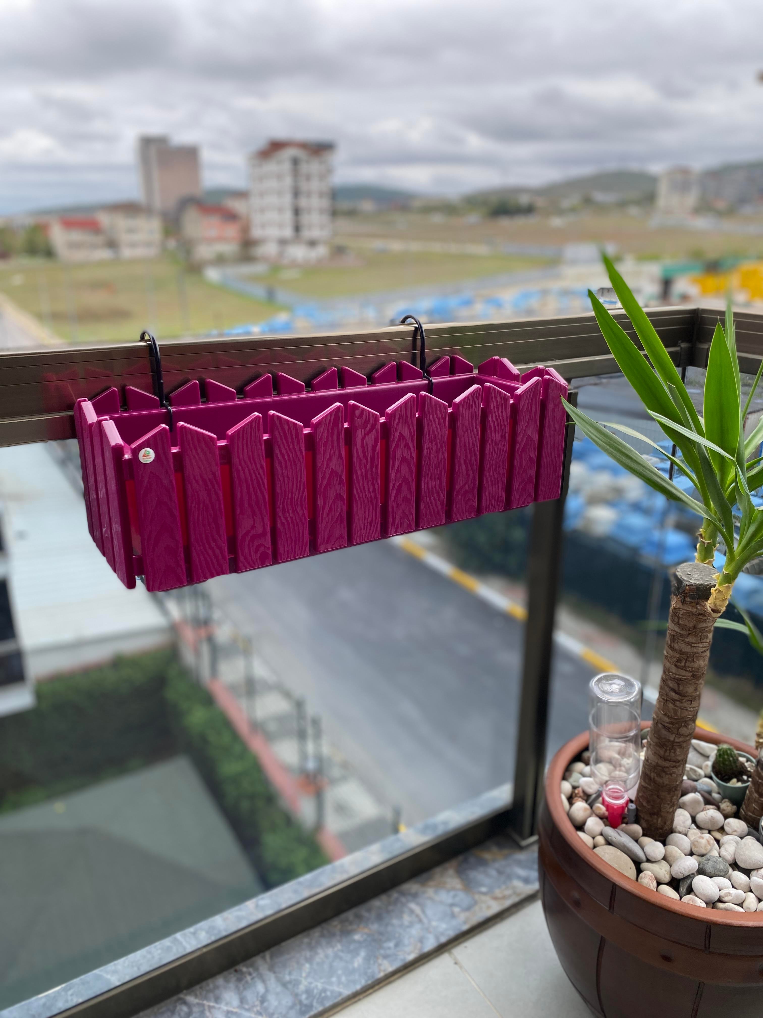 Efes Balkon Çit Saksı Askılı 9 Litre _Askı Aparatı dahildir.