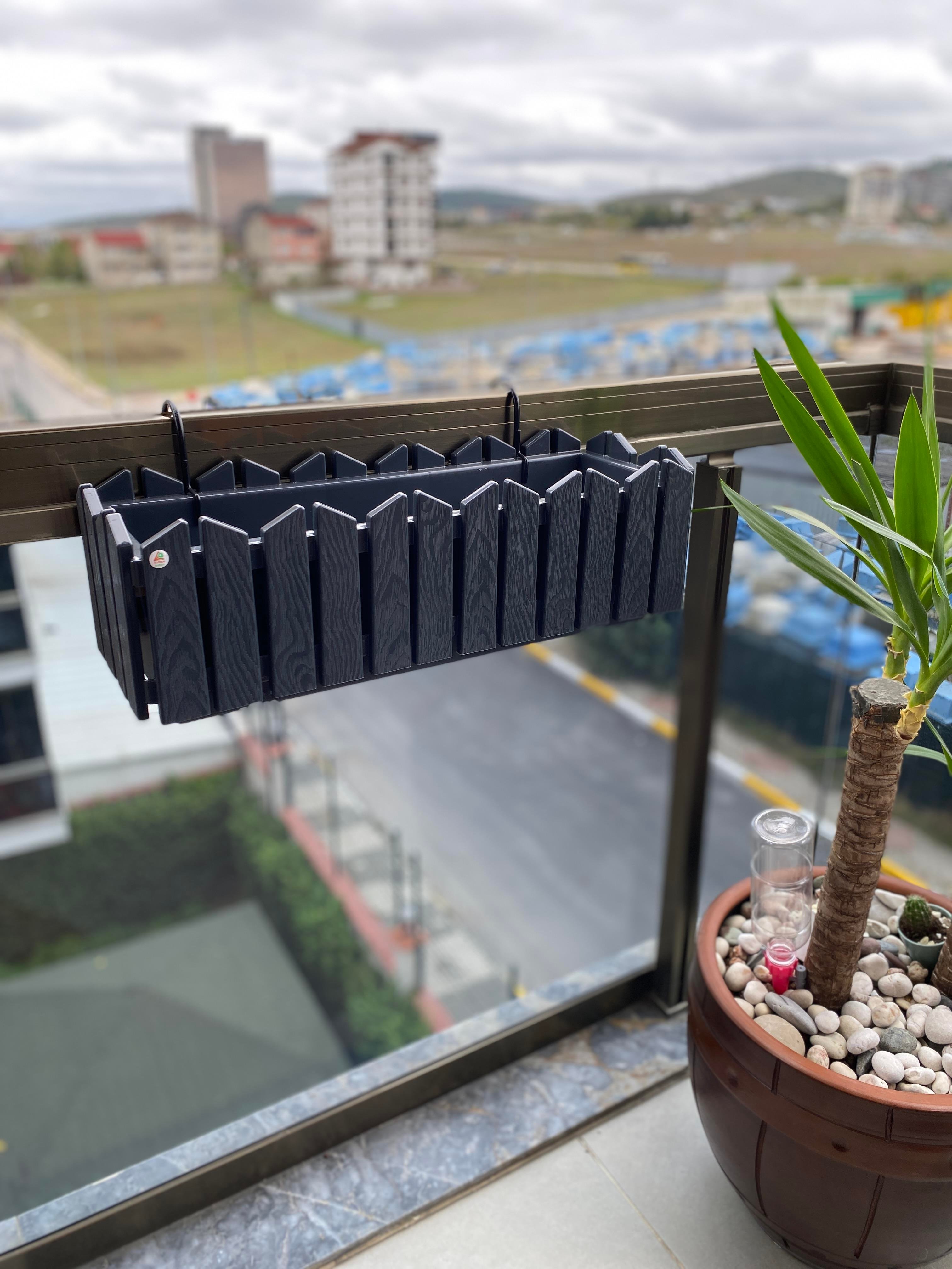 Efes Balkon Çit Saksı Askılı 9 Litre _Askı Aparatı dahildir.