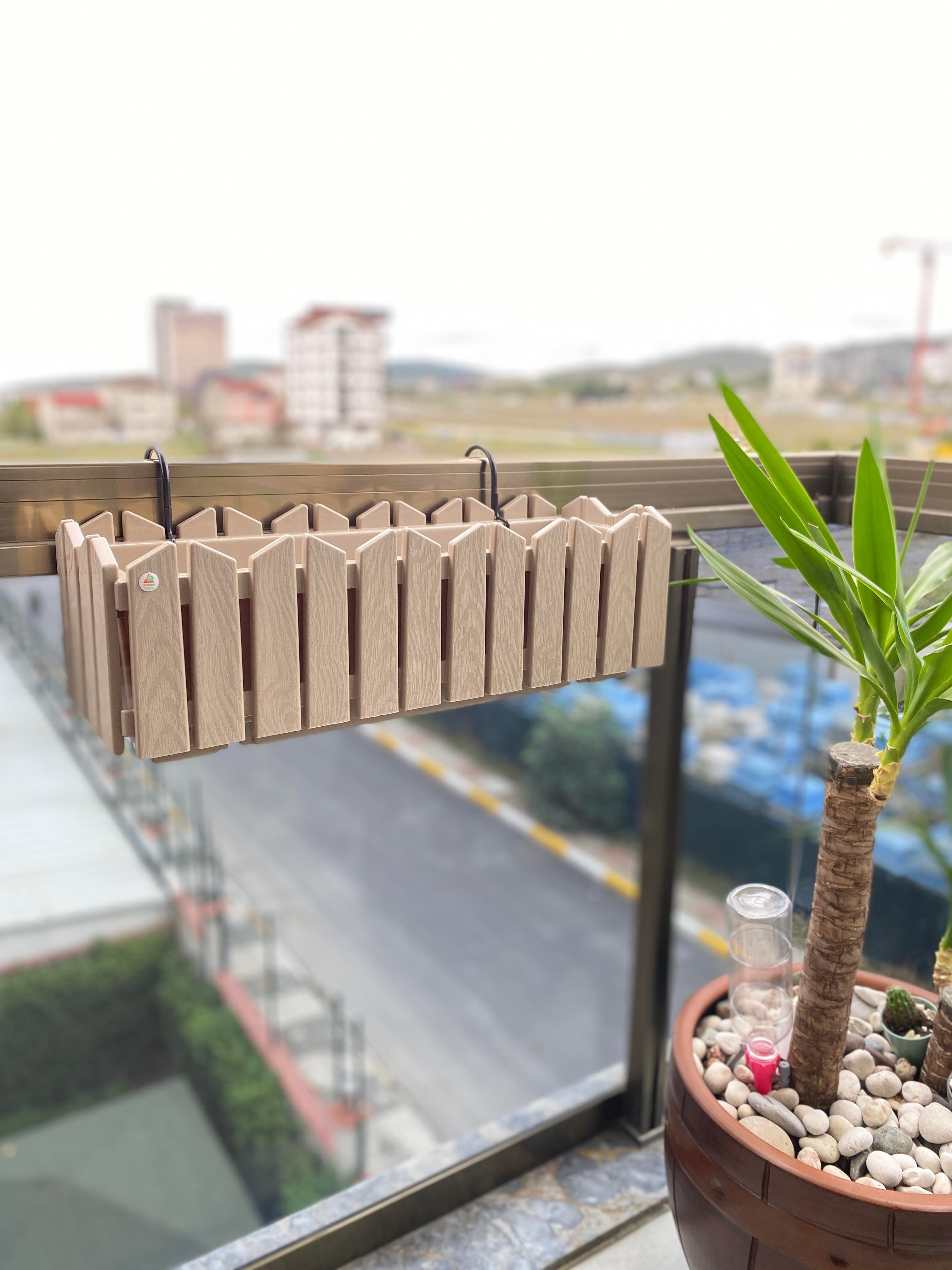 Efes Balkon Çit Saksı Askılı 9 Litre _Askı Aparatı dahildir.