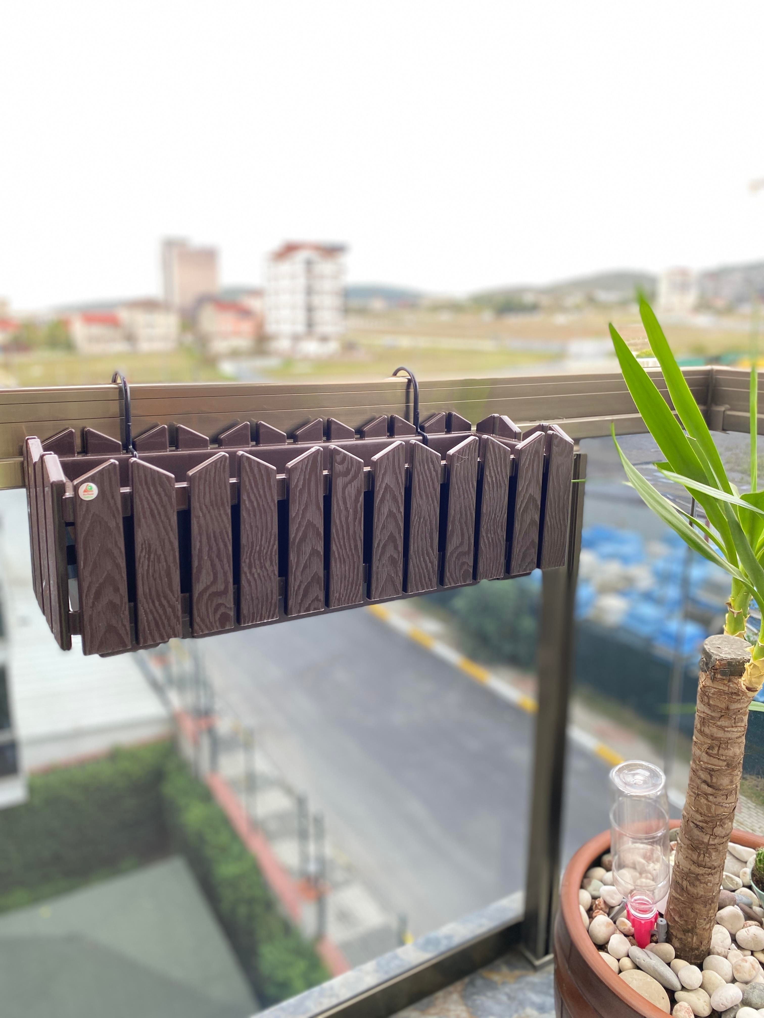 Efes Balkon Çit Saksı Askılı 9 Litre _Askı Aparatı dahildir.