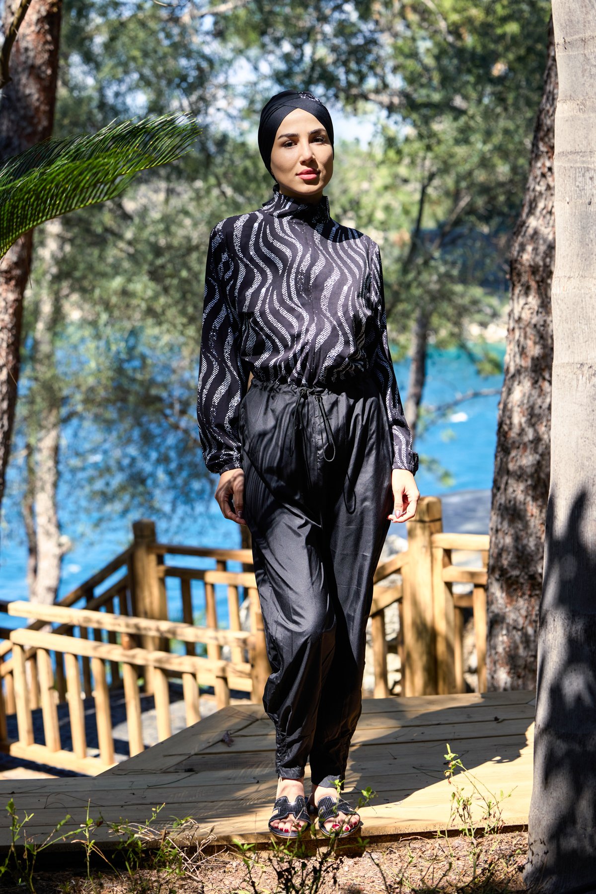 Paçası Pileli Nouréa Model Tasarım Tesettür Tulum Mayo | Markasız