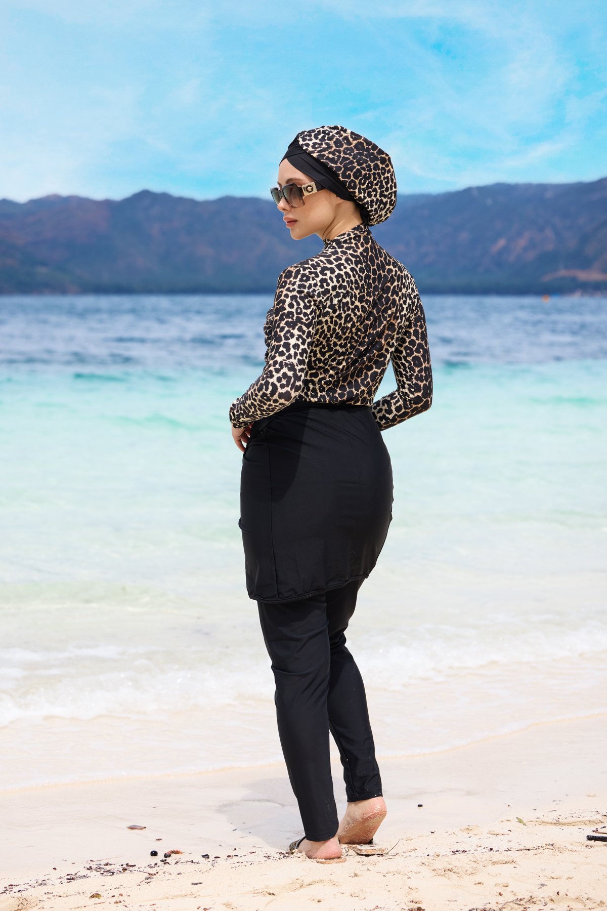 Serengeti Model Etekli Yanı Büzgülü Lycralı Tasarım Tesettür Mayo Takım | Markasız