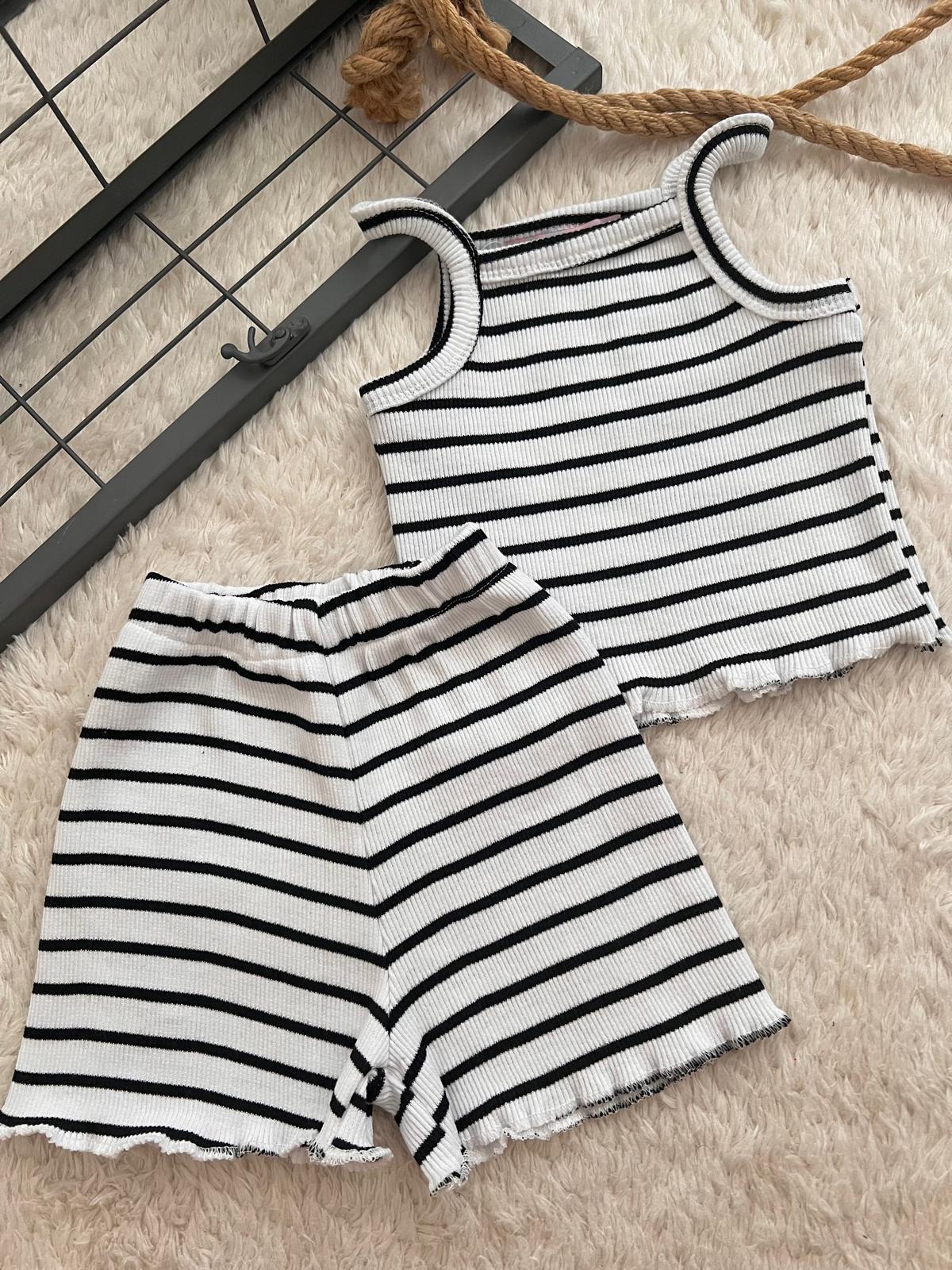 SİYAH-BEYAZ FİTİLLİ CROP TAKIM