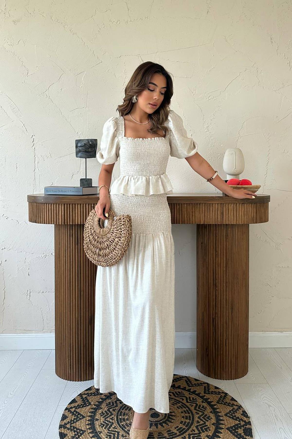 Toptan Bej Gipeli Keten Takım