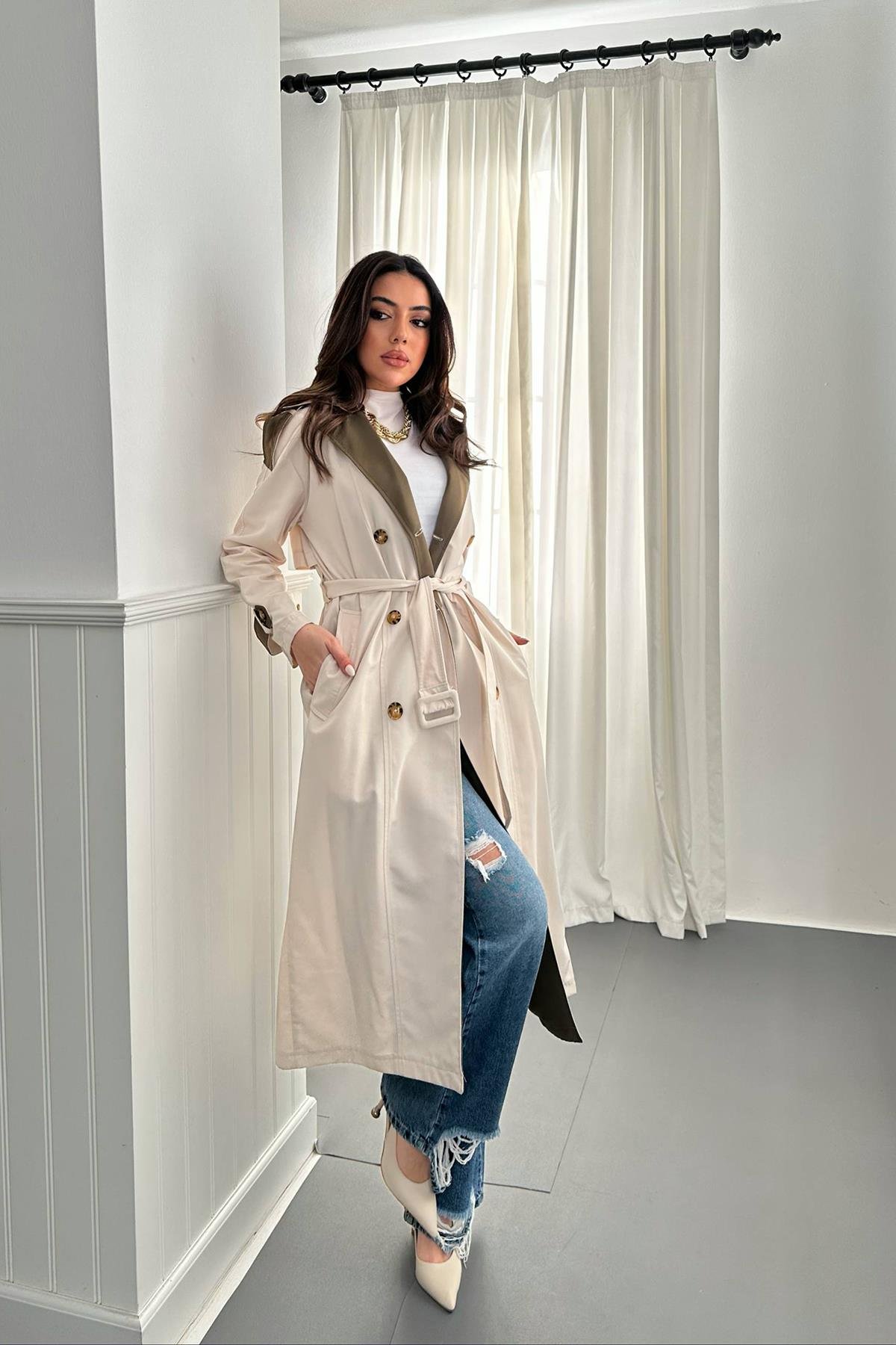 Toptan Bej Haki Arkası Çizgili ve Kemerli Trençkot