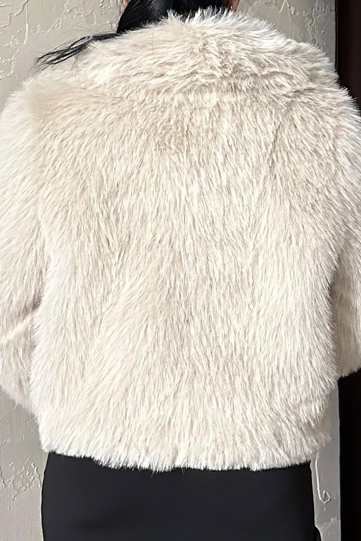 Wholesale Beige Fur Short Coat