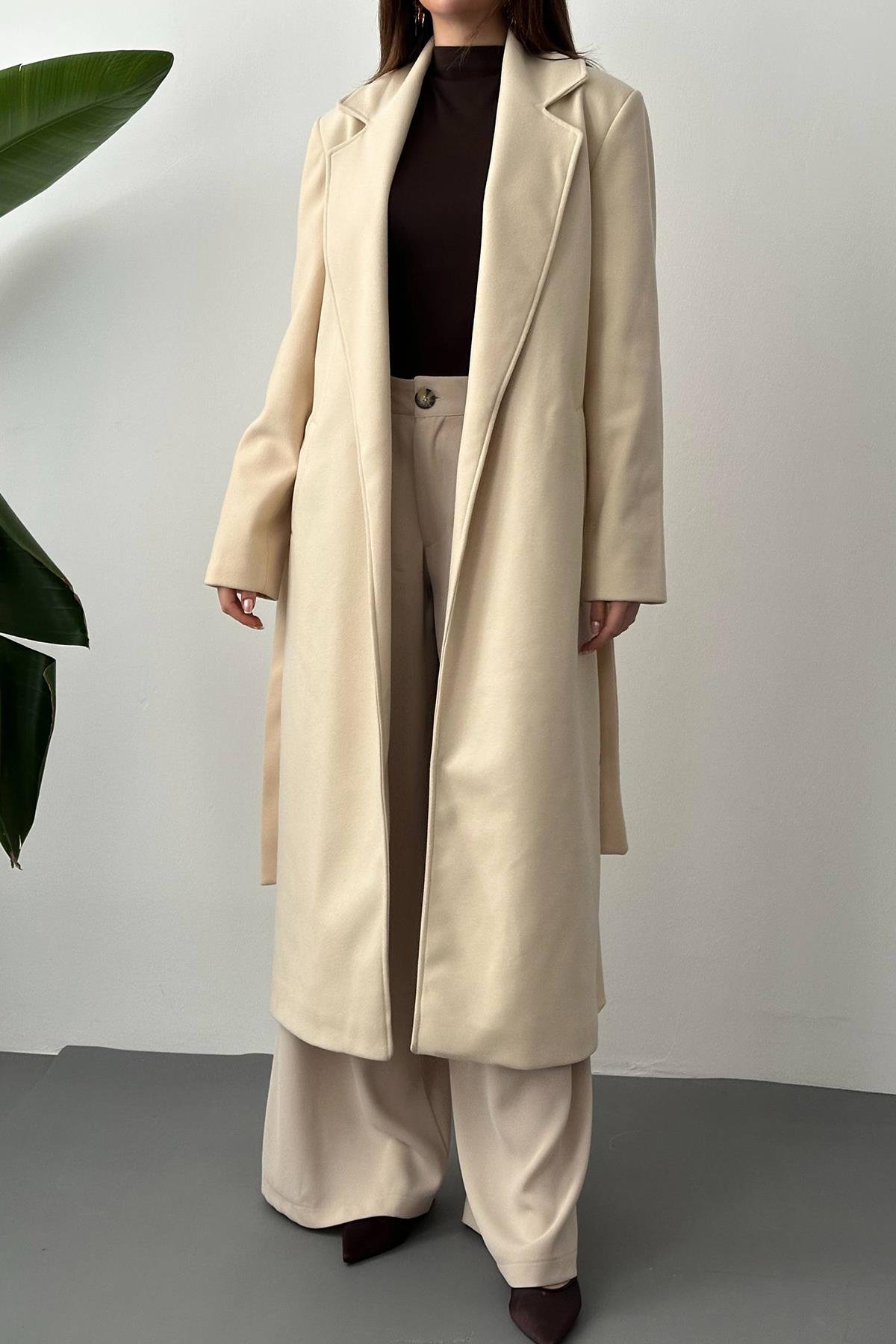 Toptan Bej Kuşaklı Midi Kaban