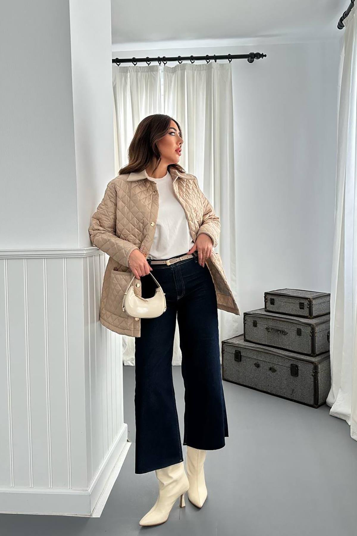 Toptan Bej Yakası Süet Kapitone Ceket