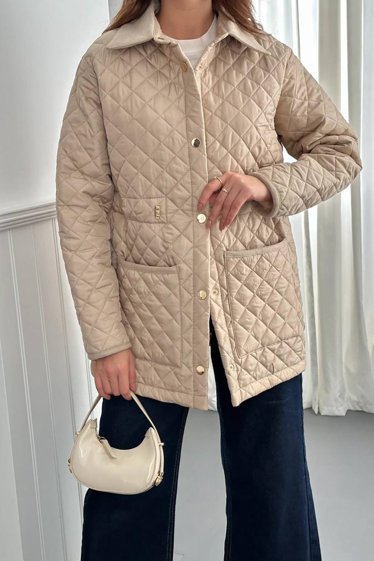 Toptan Bej Yakası Süet Kapitone Ceket