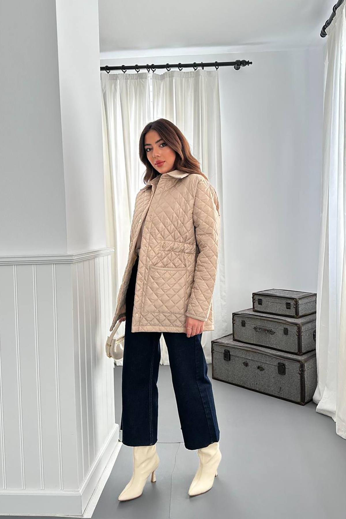 Toptan Bej Yakası Süet Kapitone Ceket