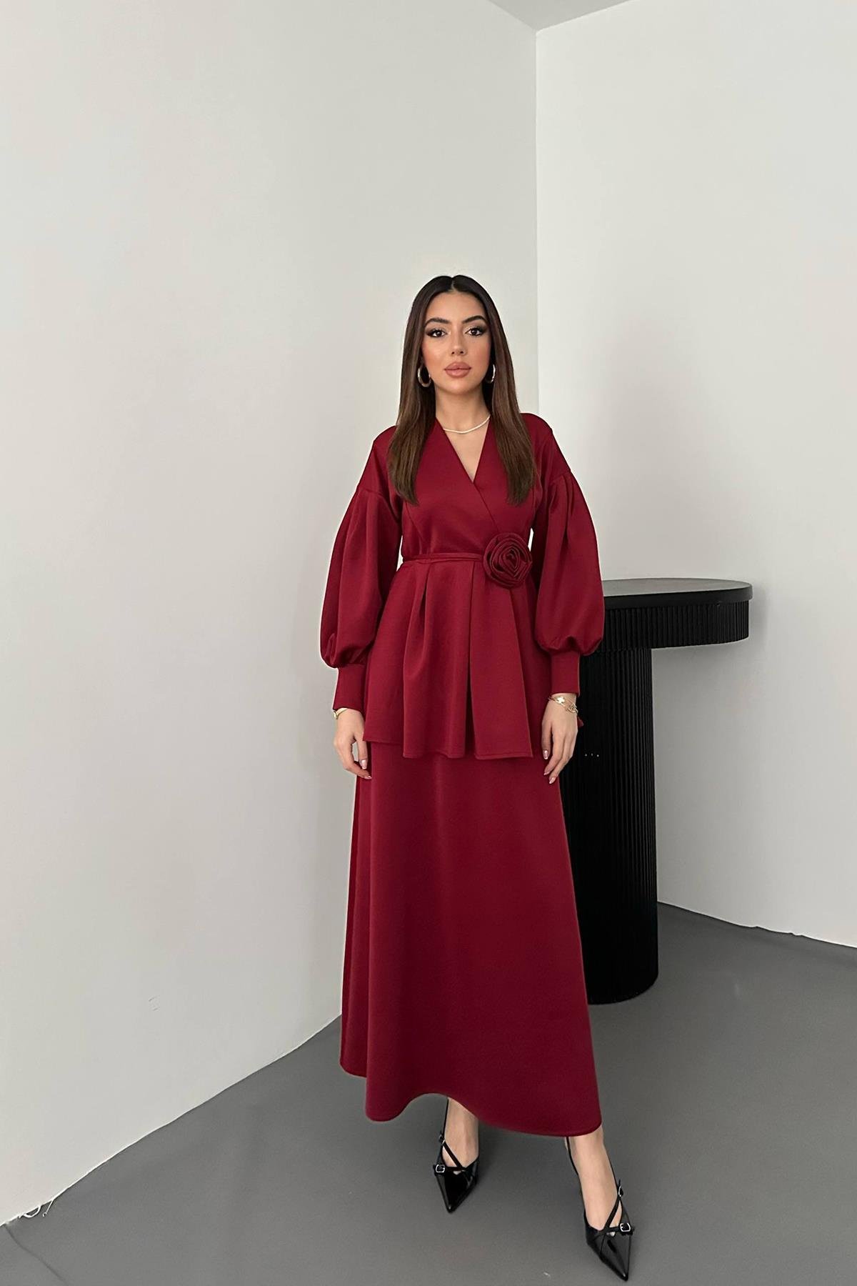 Toptan Bordo Gül Detaylı Takım