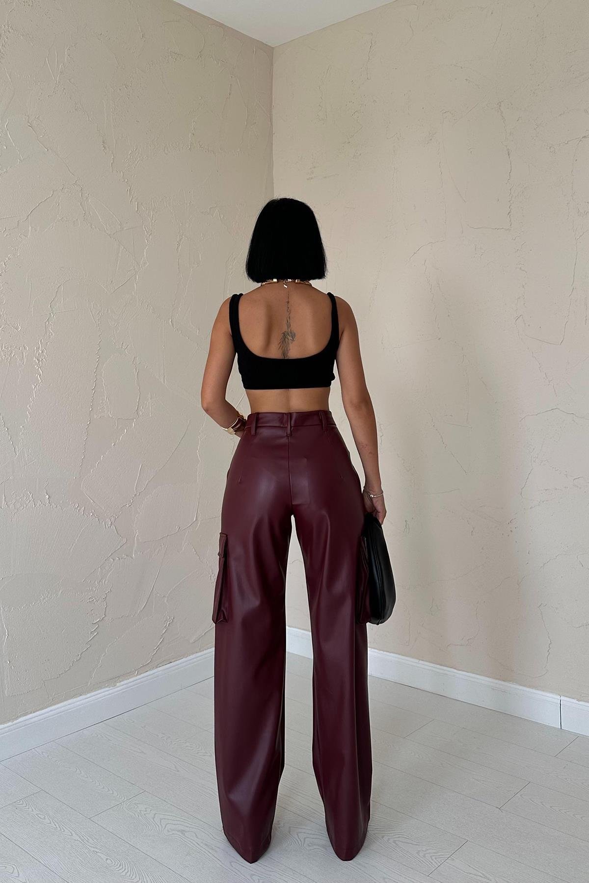 Bordo Yanlardan Cepli Deri Pantolon