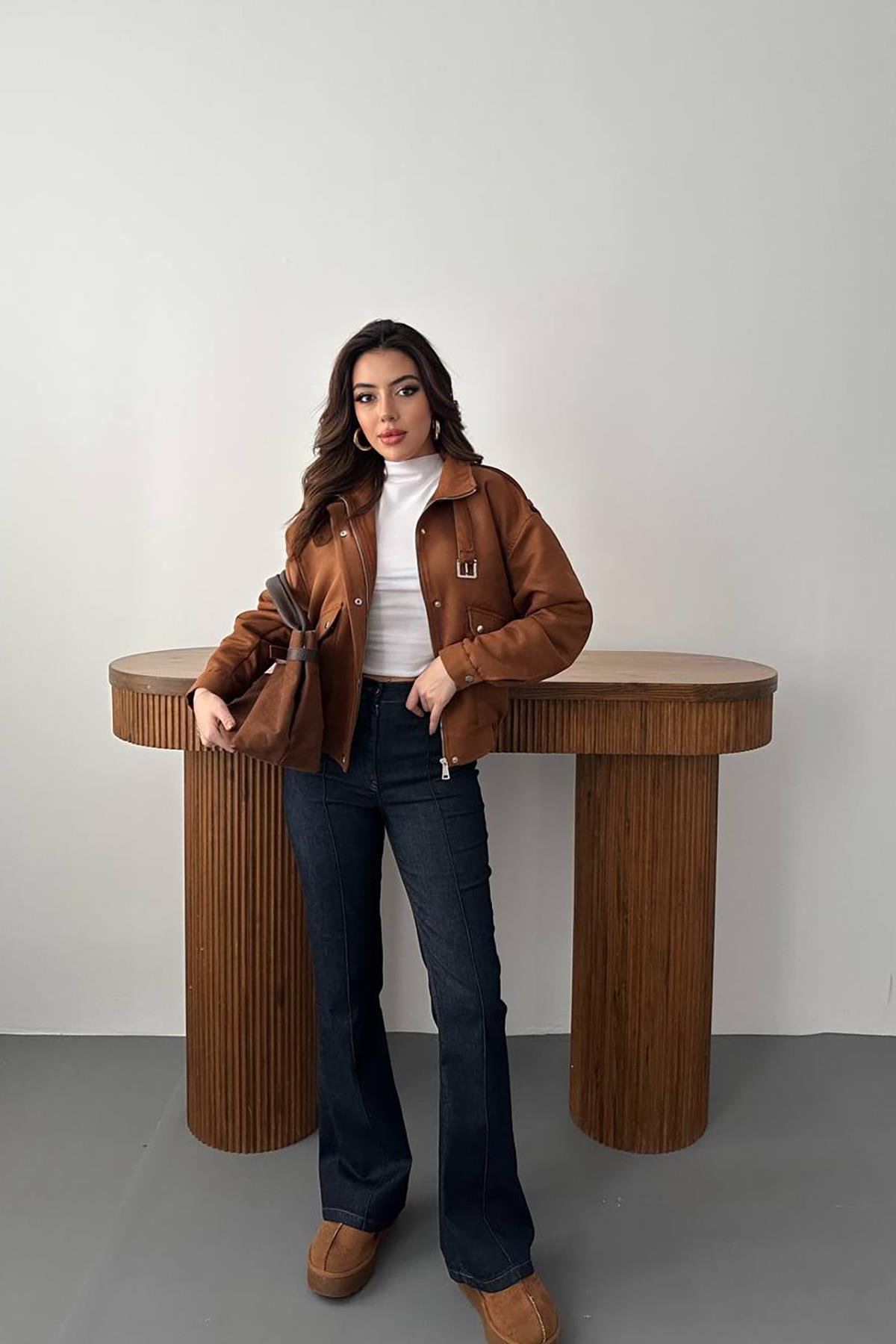 Toptan Camel Dik Yakalı Kısa Ceket