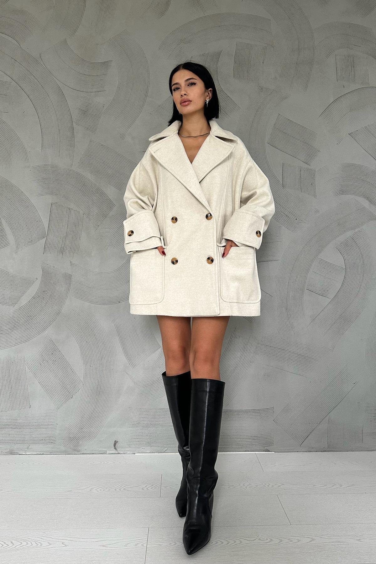 Ecru Buttoned Light Women'S Coat