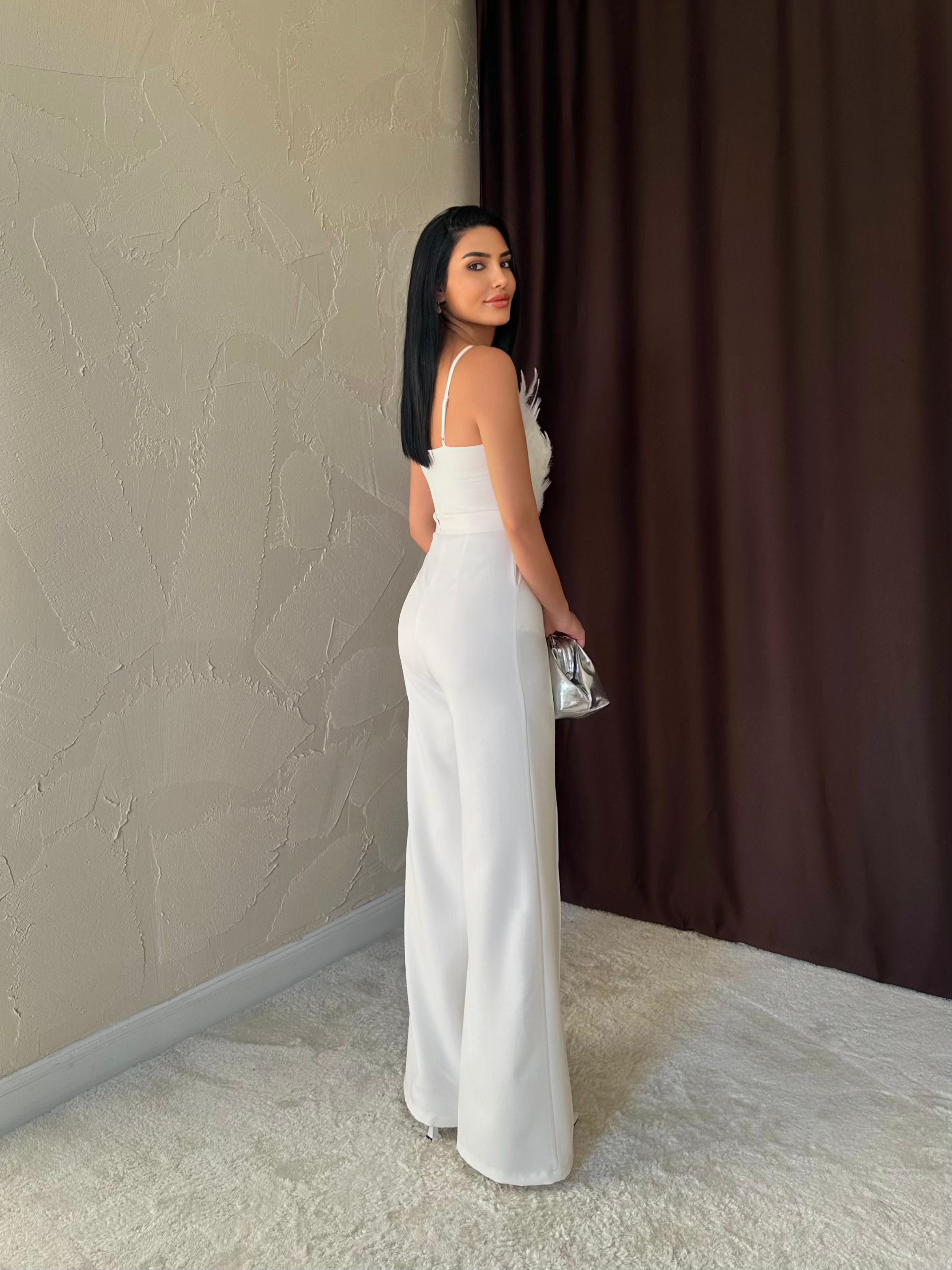 Toptan Ekru Otriş Detaylı Kemerli Tulum