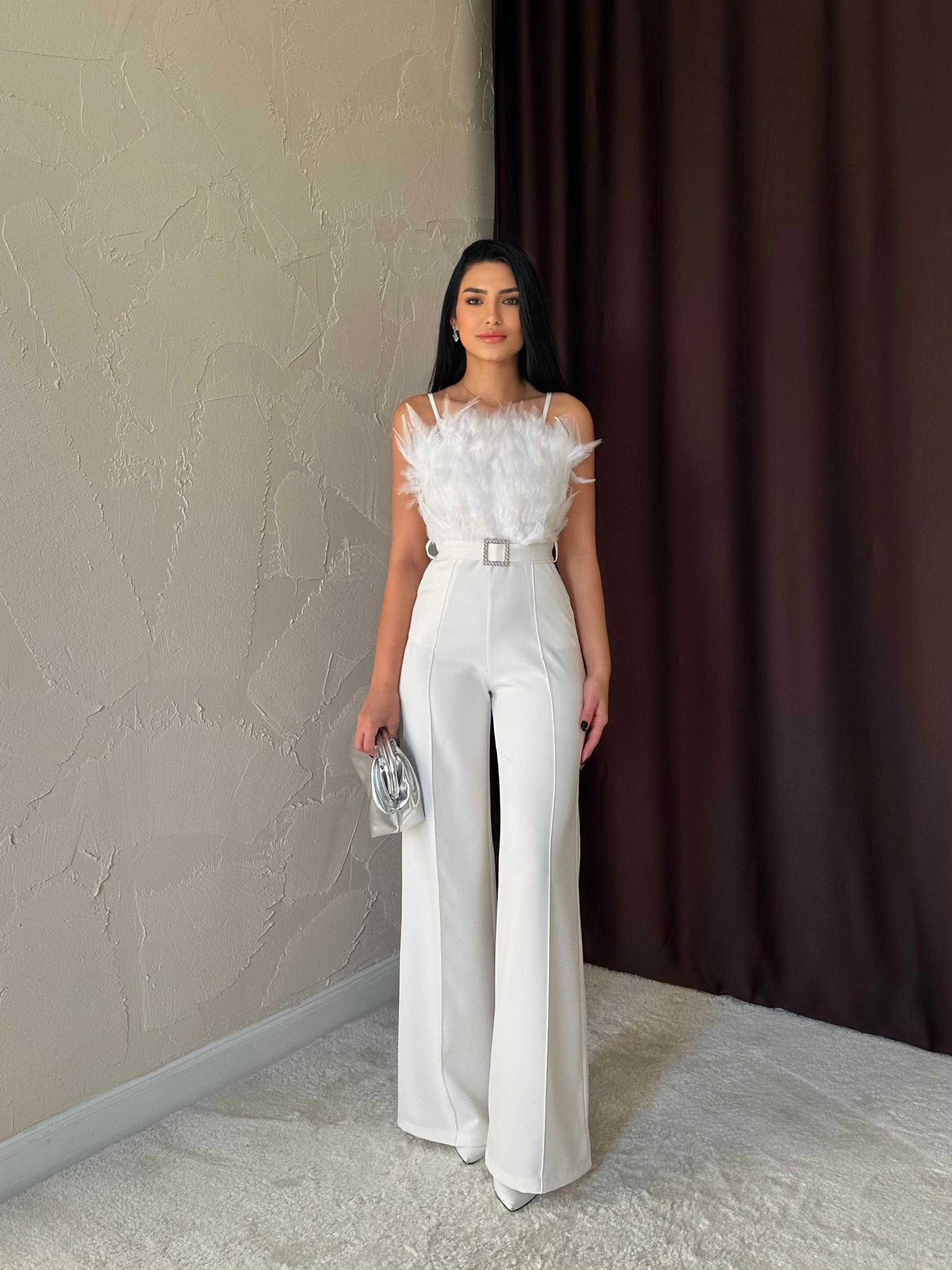 Toptan Ekru Otriş Detaylı Kemerli Tulum