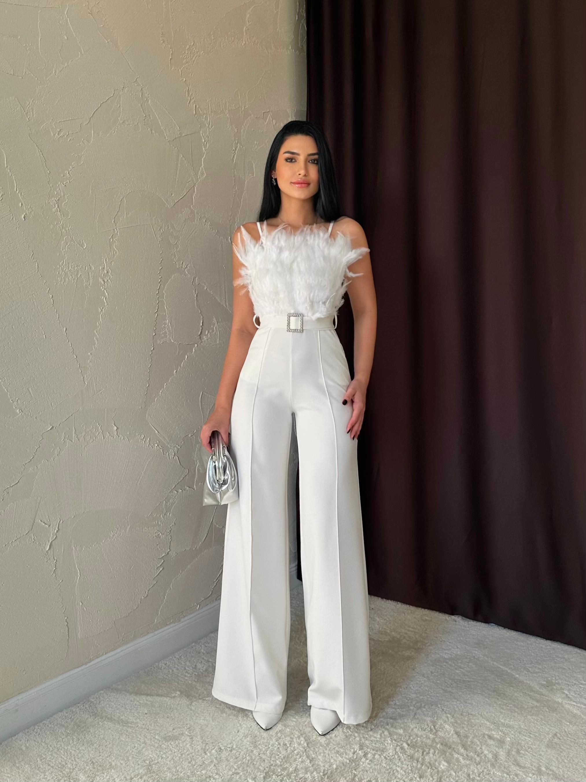 Toptan Ekru Otriş Detaylı Kemerli Tulum