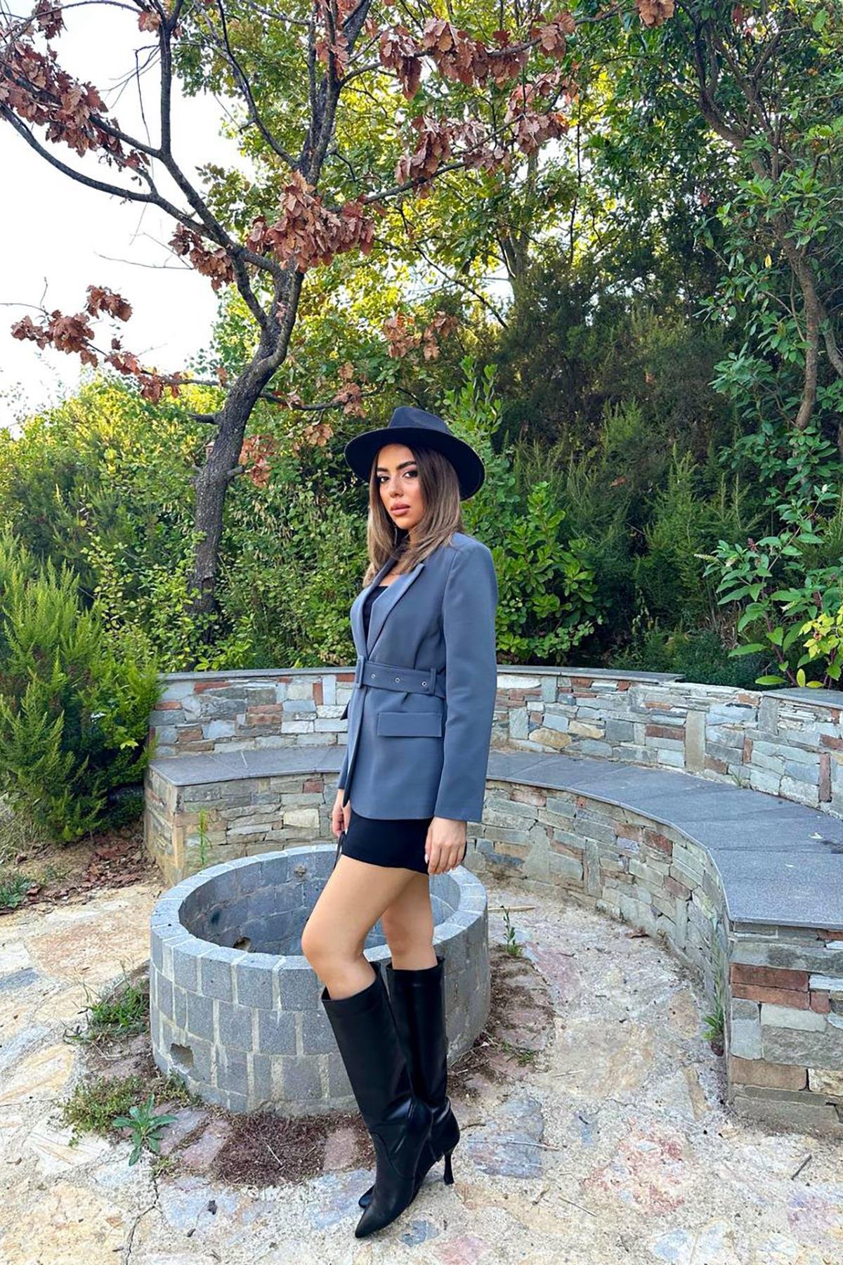 Toptan Füme Cep Kapaklı ve Kemerli Ceket