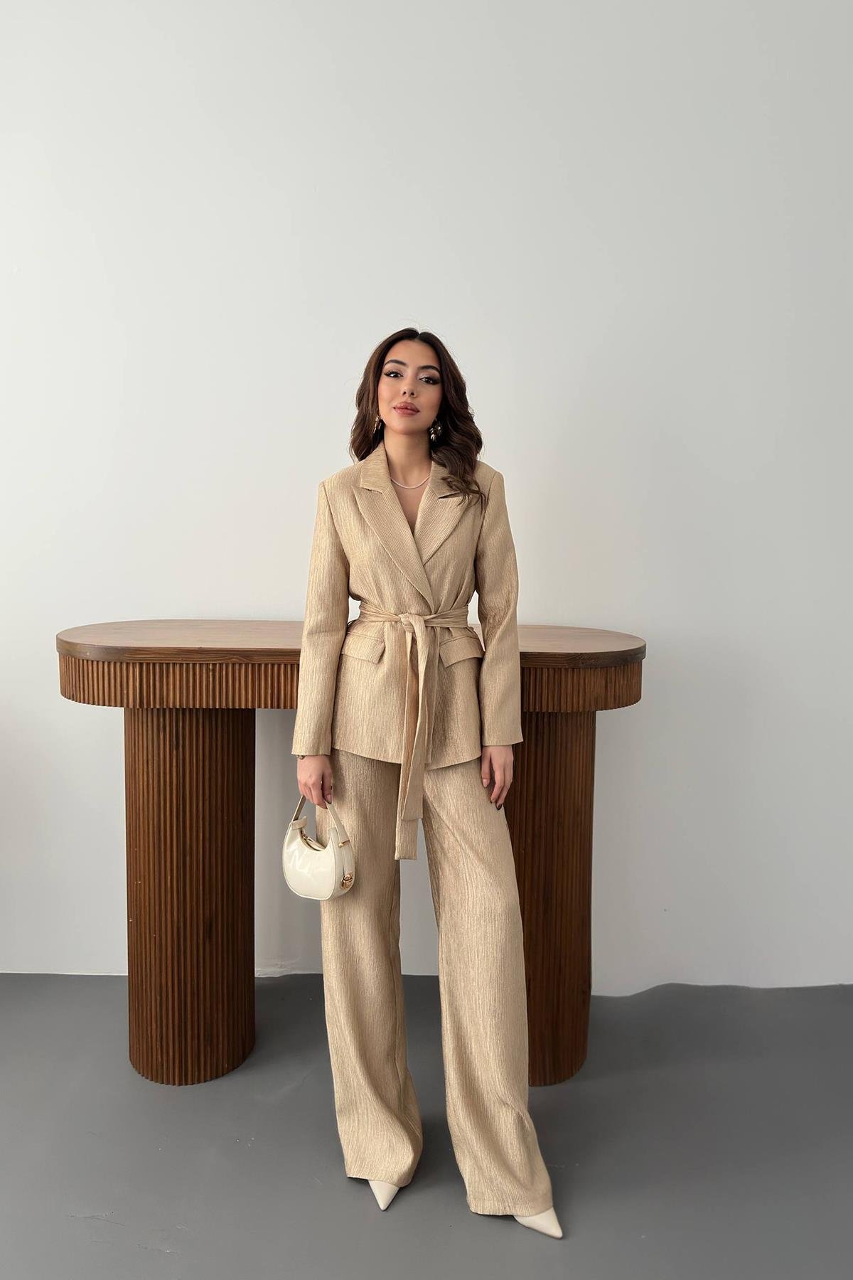 Toptan Gold Parlak Beli Kuşaklı Takım