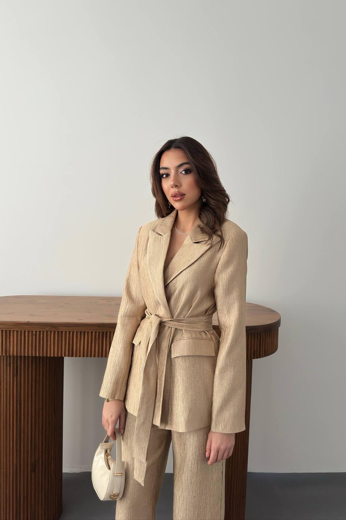 Toptan Gold Parlak Beli Kuşaklı Takım