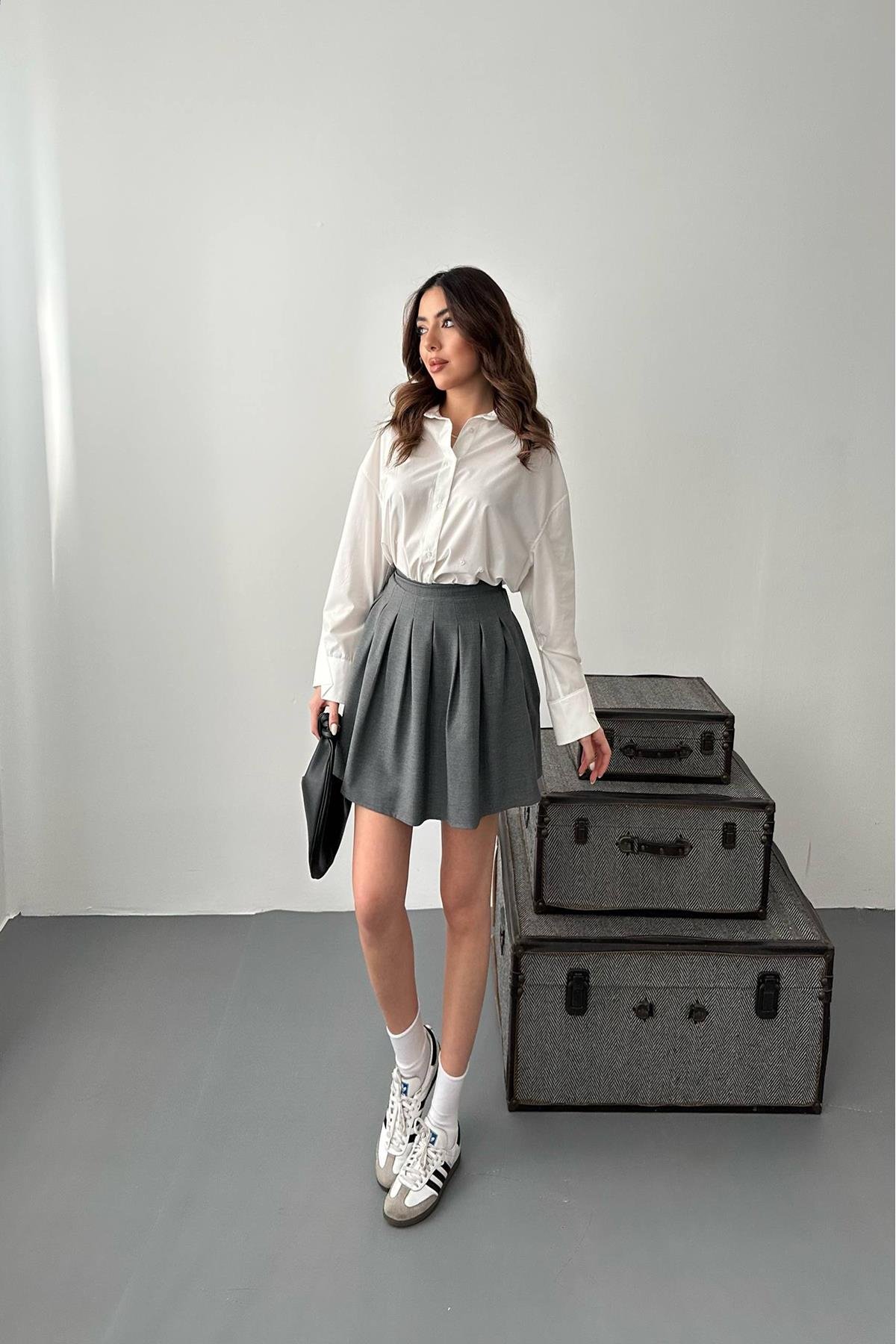 Toptan Gri Pilikaşe Mini Etek